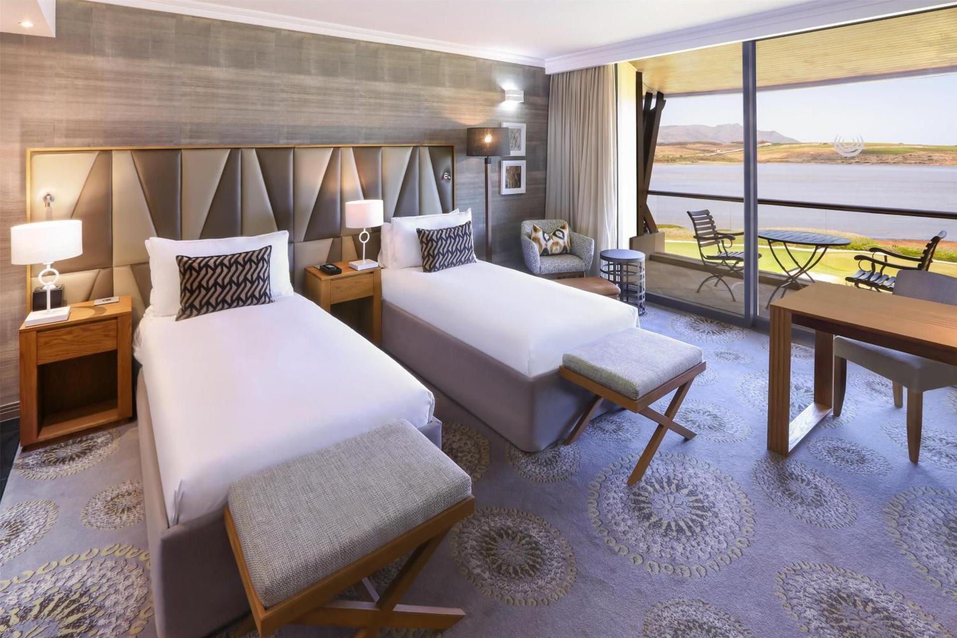 Premium Deluxe Twin Room with Lagoon View
