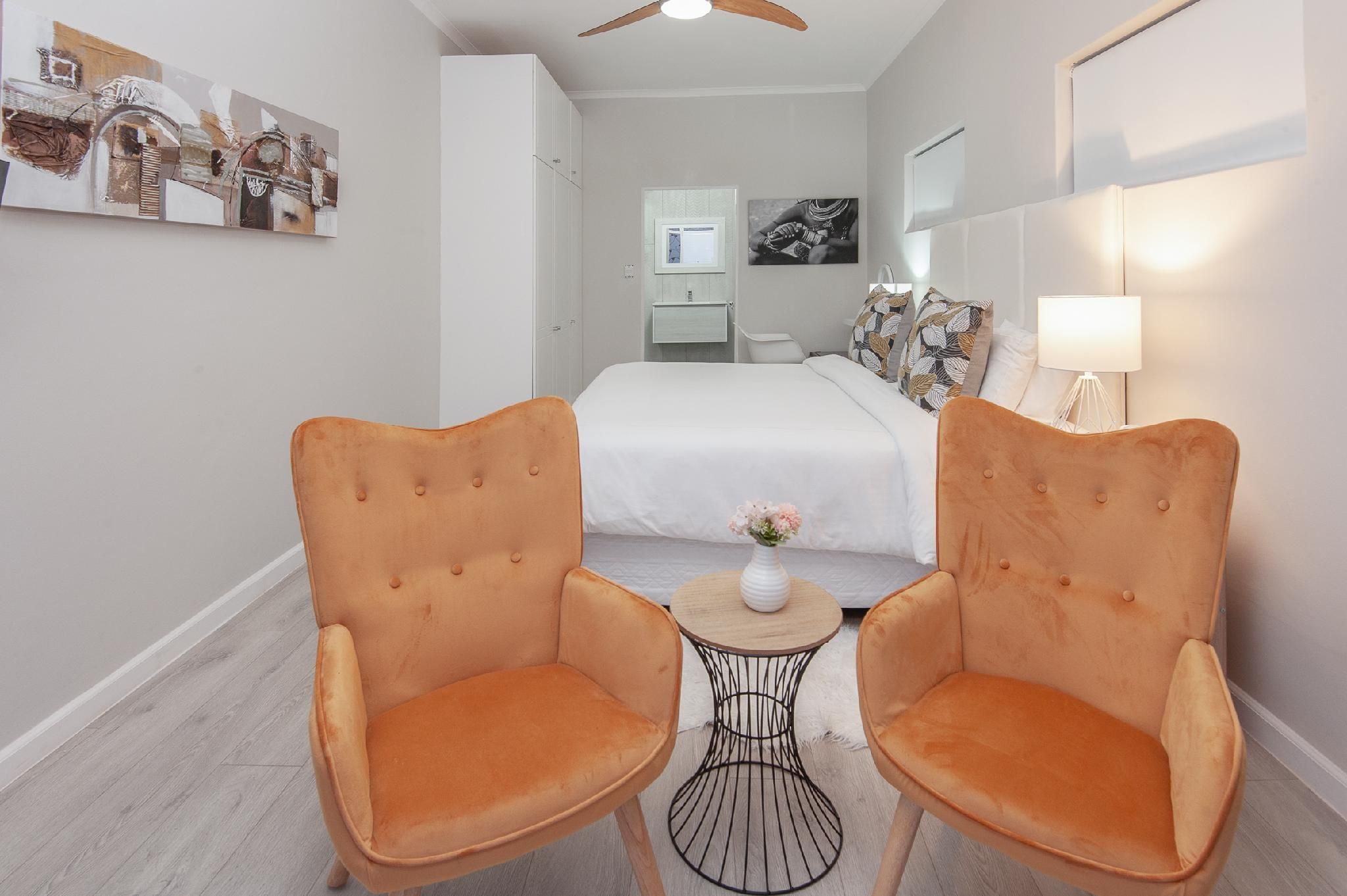 Absolute Ocean Boutique Guest House Seafront Suite 2