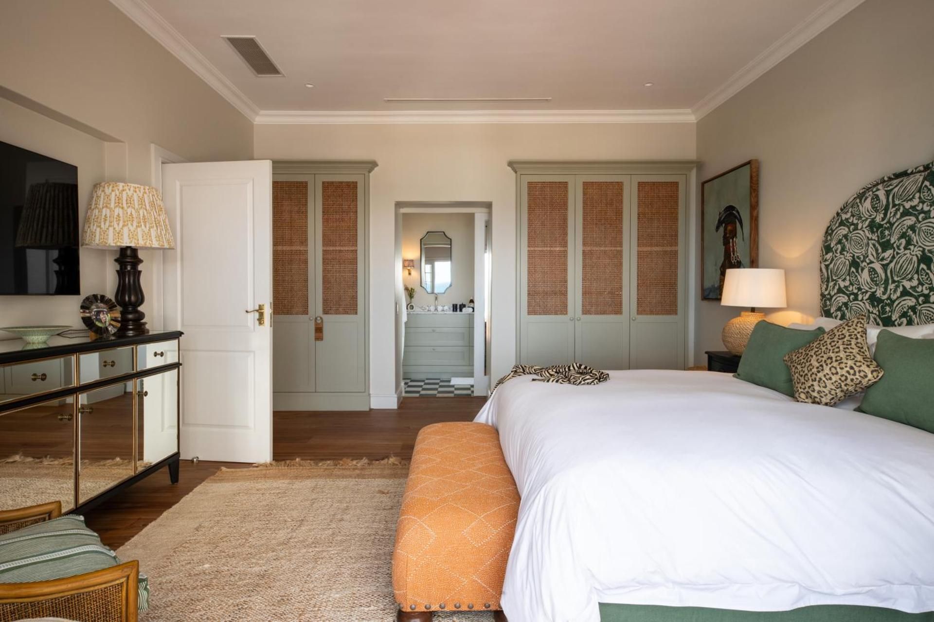 Deluxe Suite with Sea View
