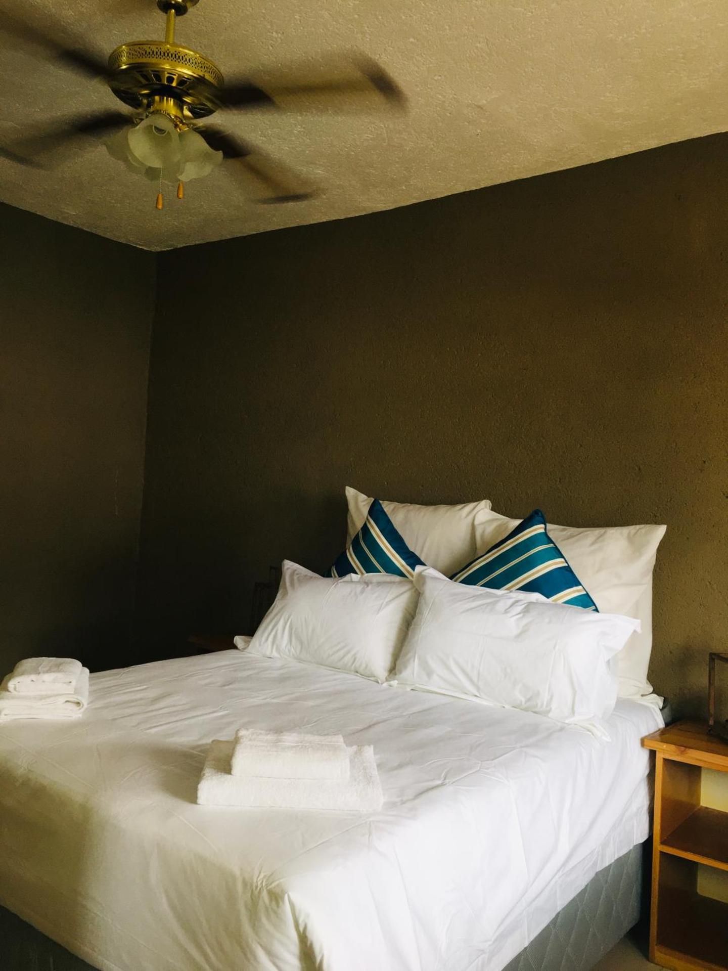 Twin Room with Pool View
