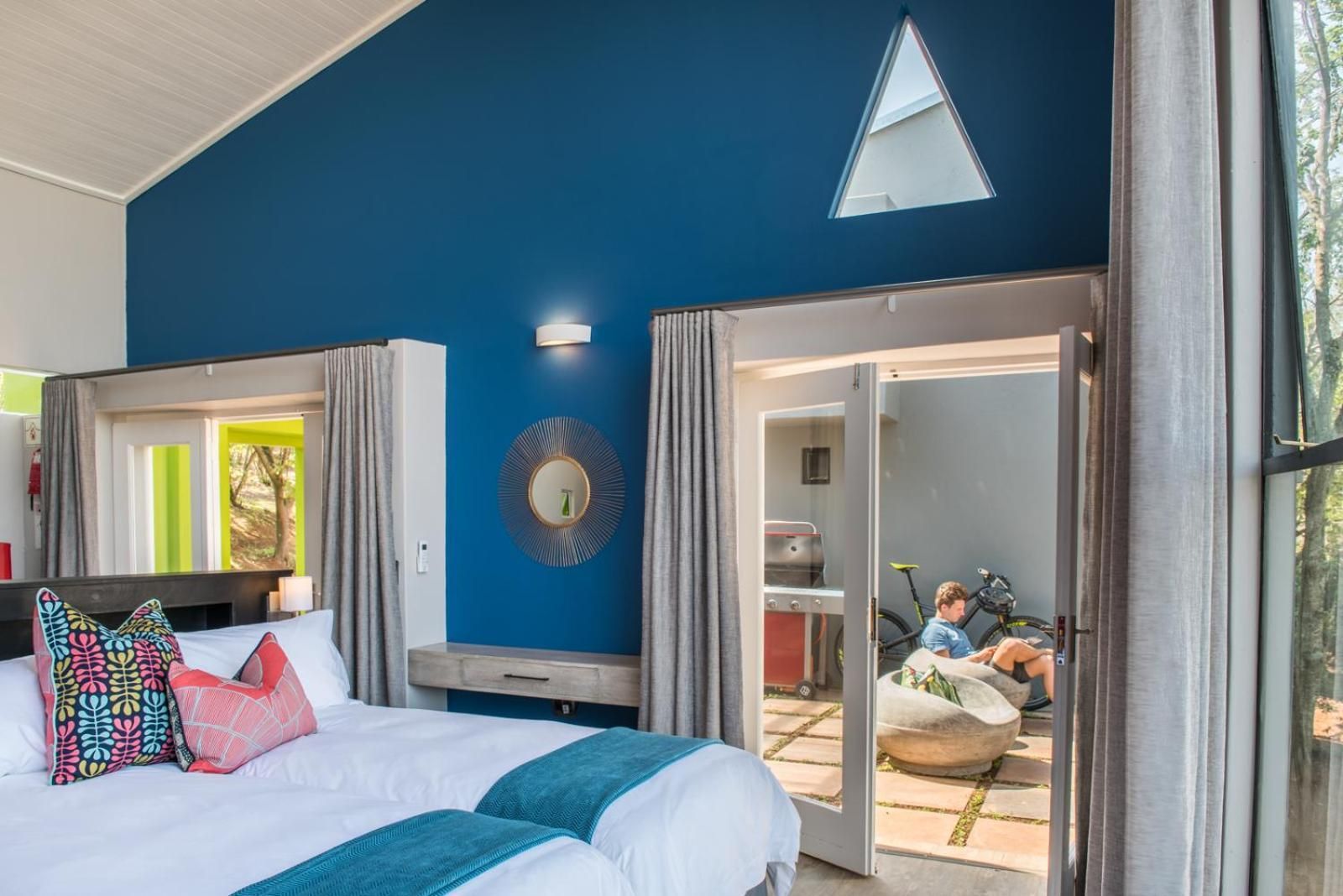 Bluemere Living Compact Double Room - Non-Smoking