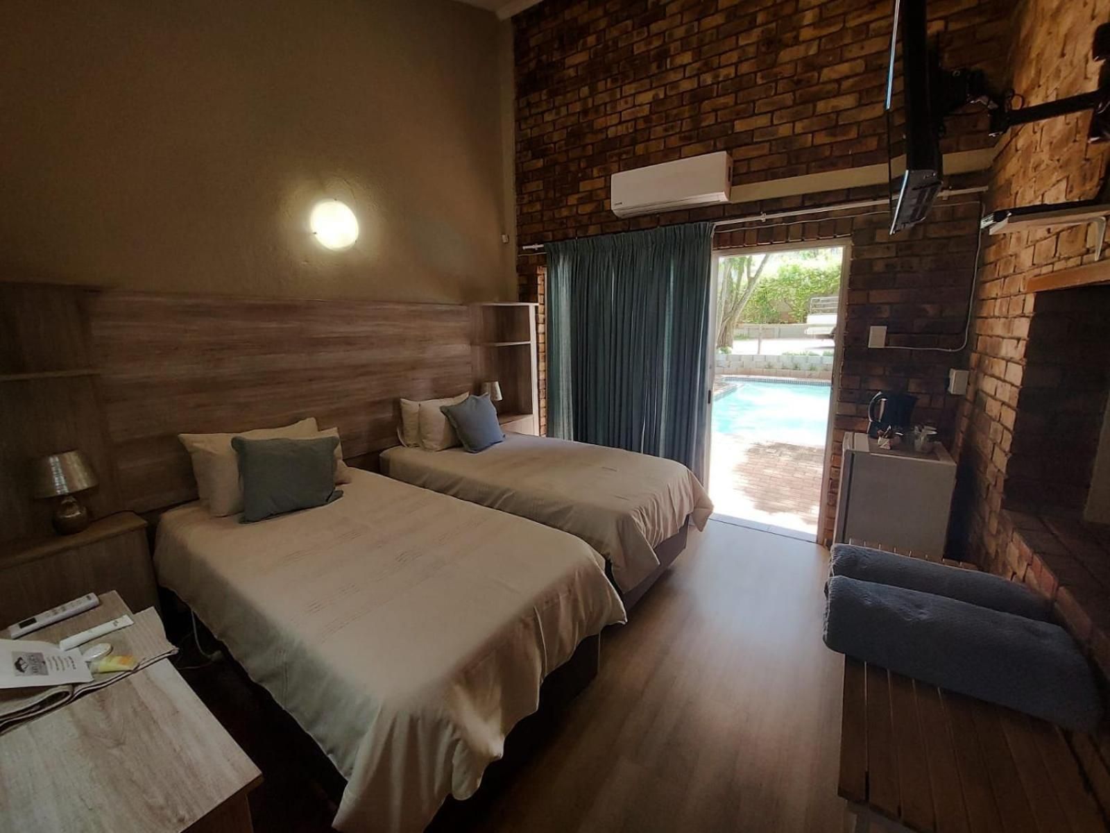 Twin Room with Pool View