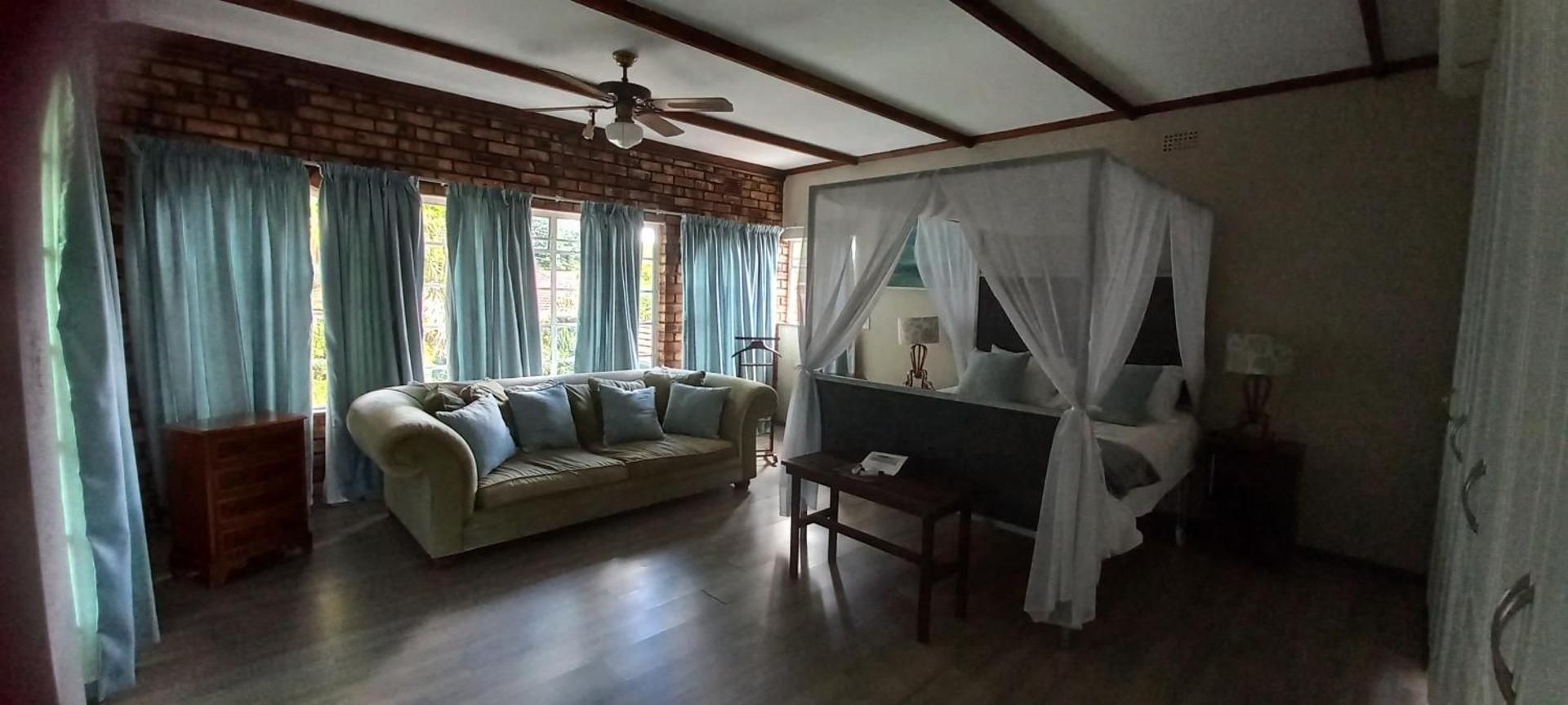 Honeymoon Suite