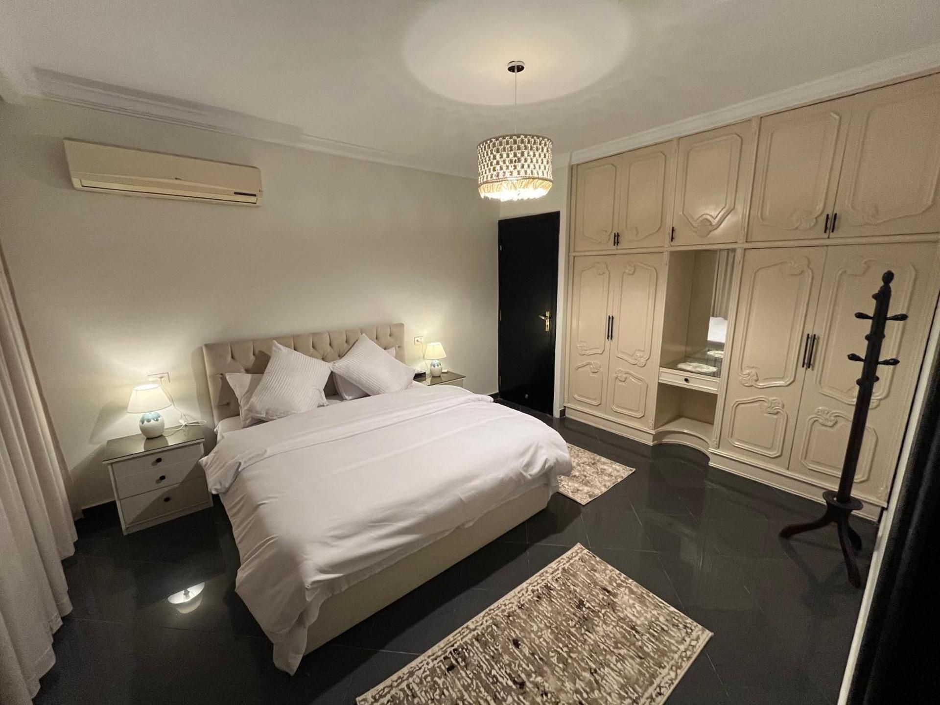 Three-Bedroom Apartment - High Floor