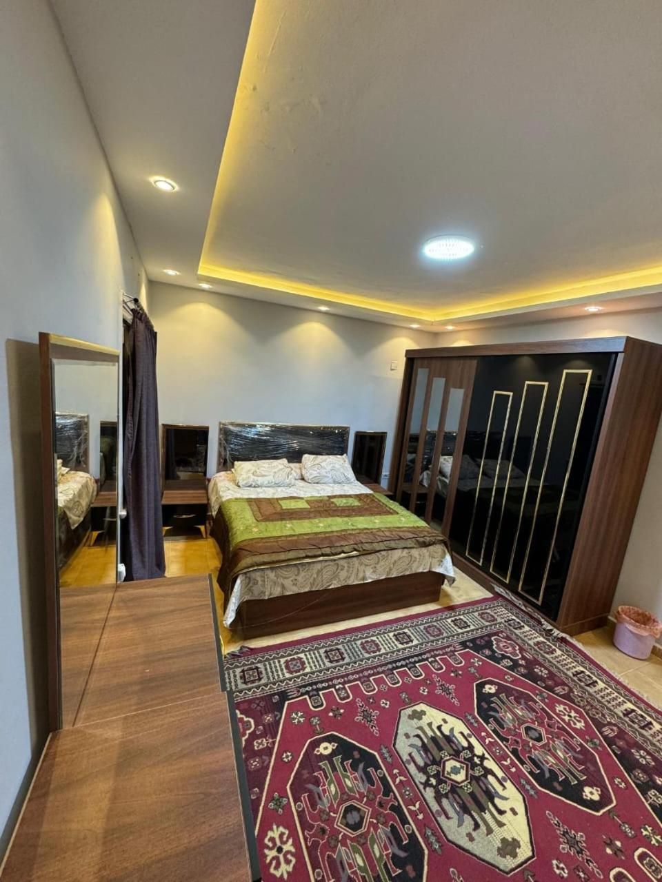 Two-Bedroom Deluxe Apartment with Garden View