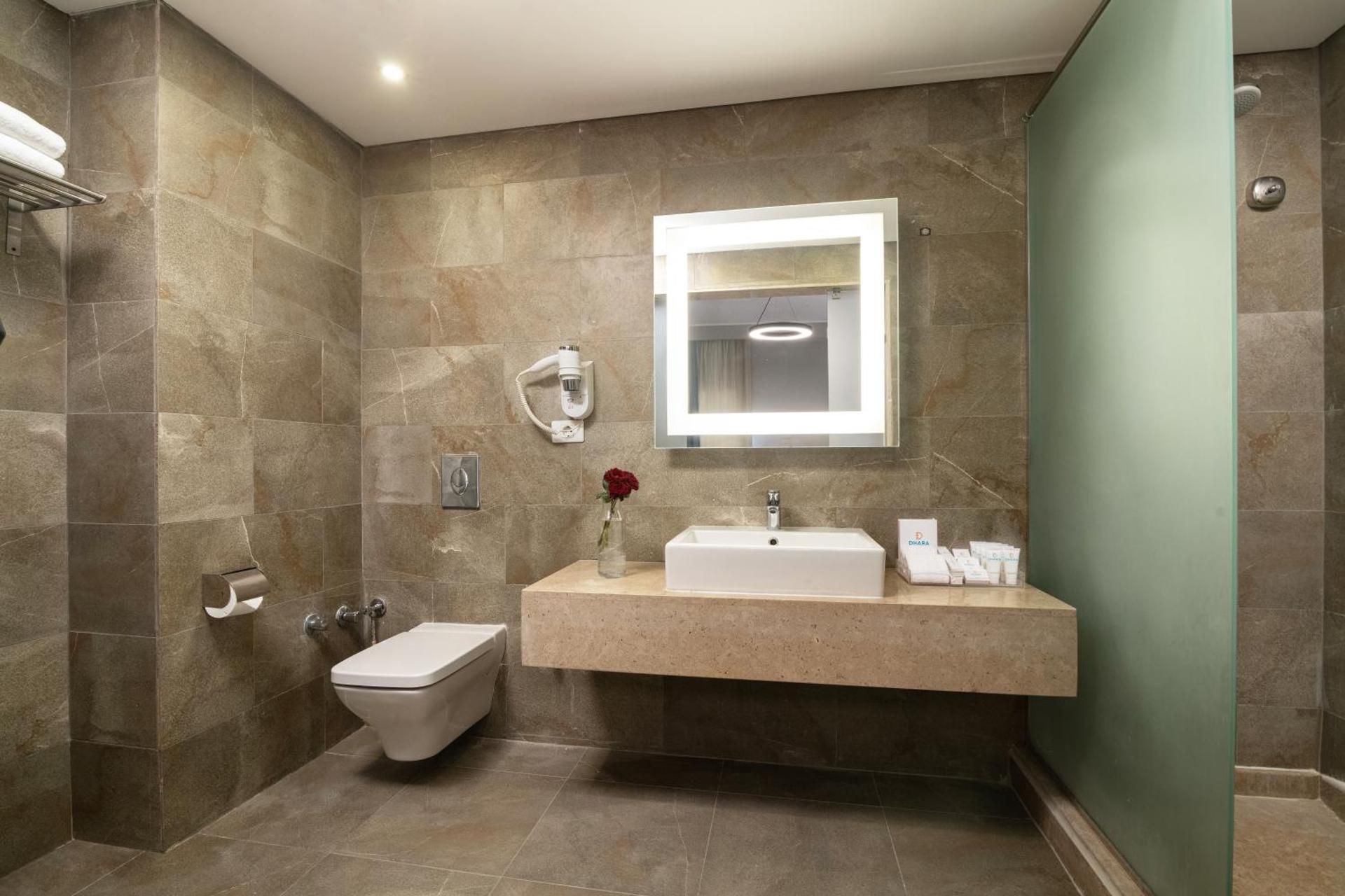 Suite with City View