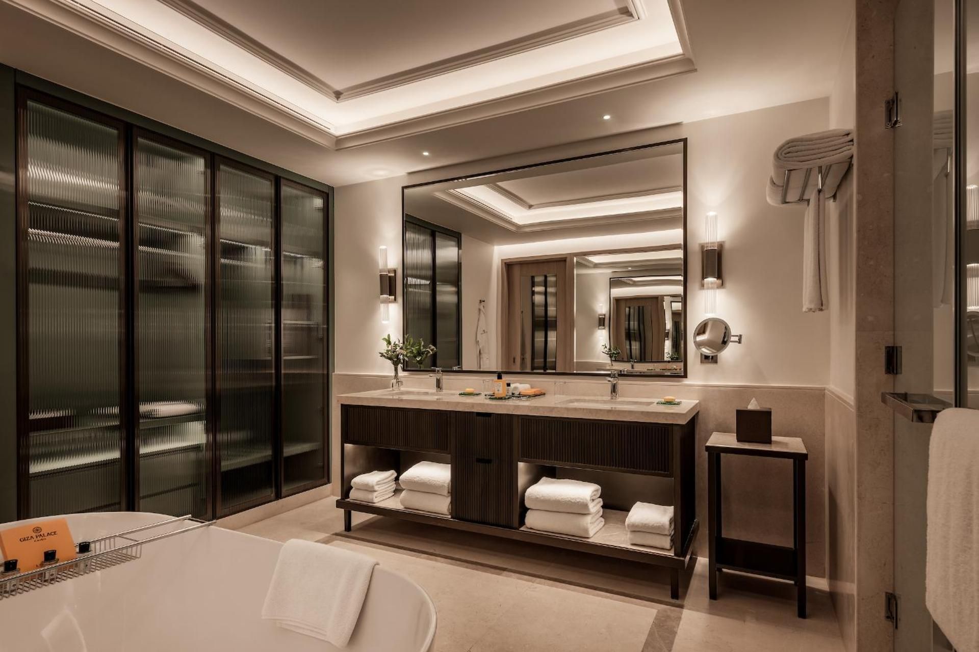 Club Room Garden View Twin Bed