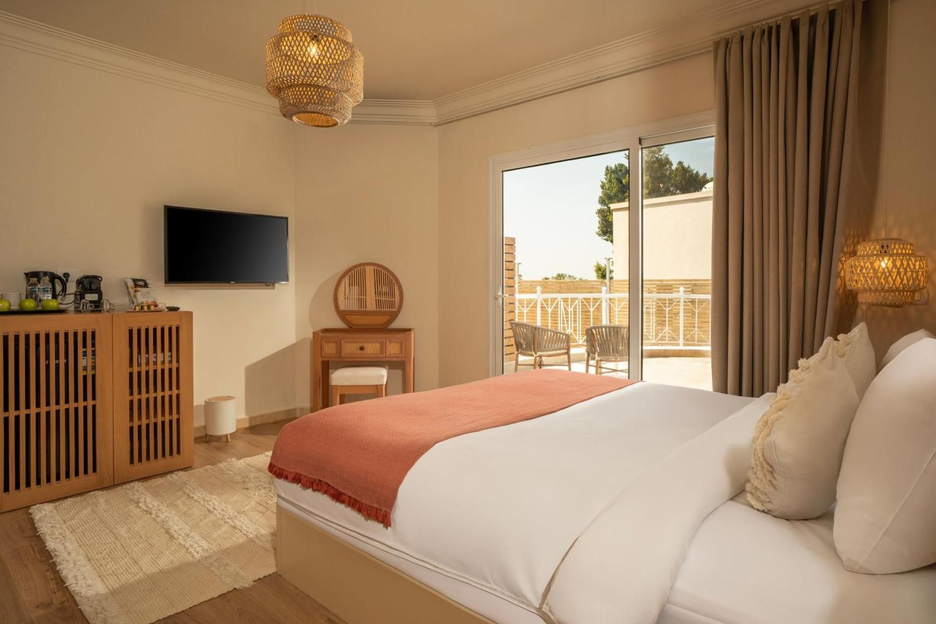 Superior King Room