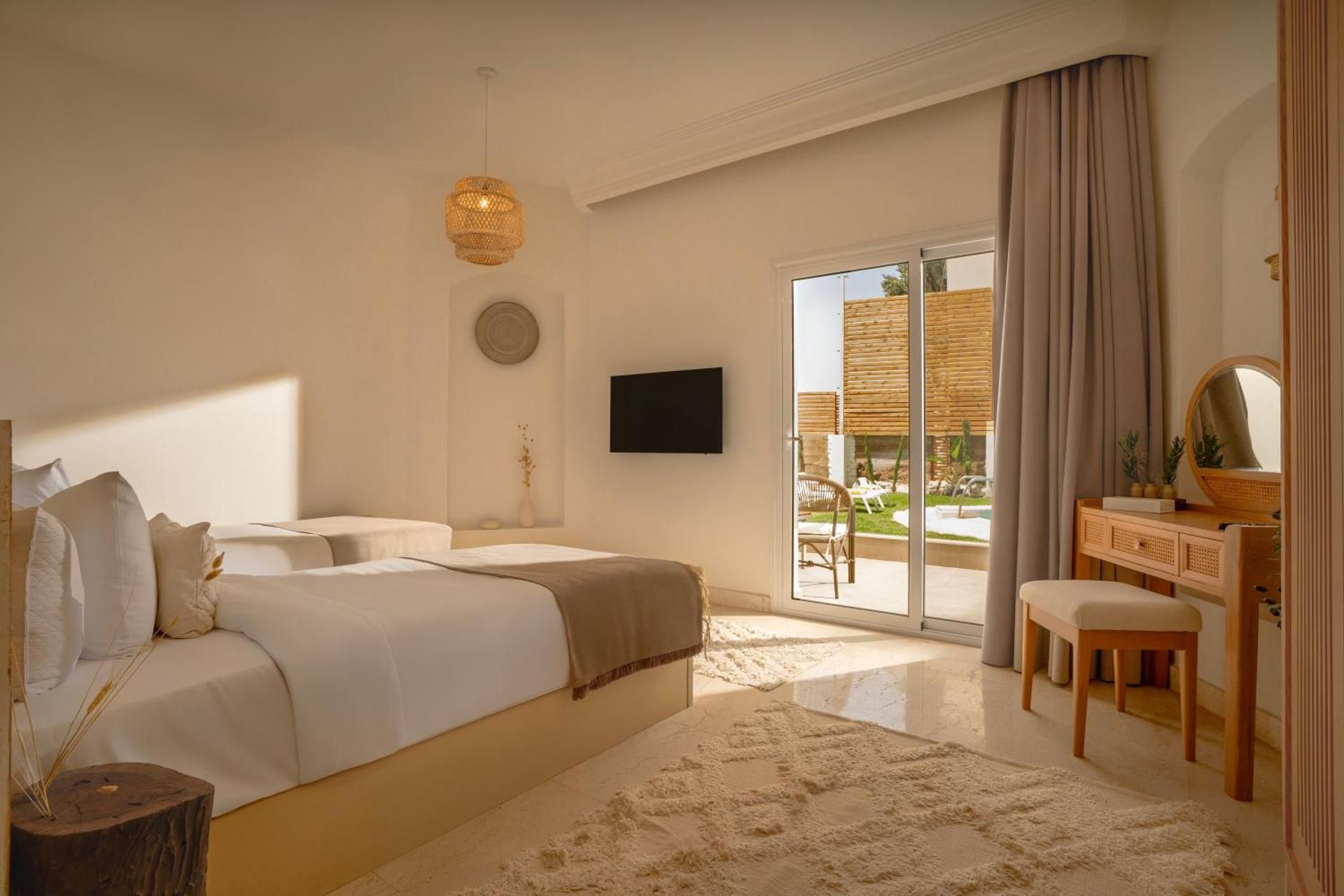Superior King Room
