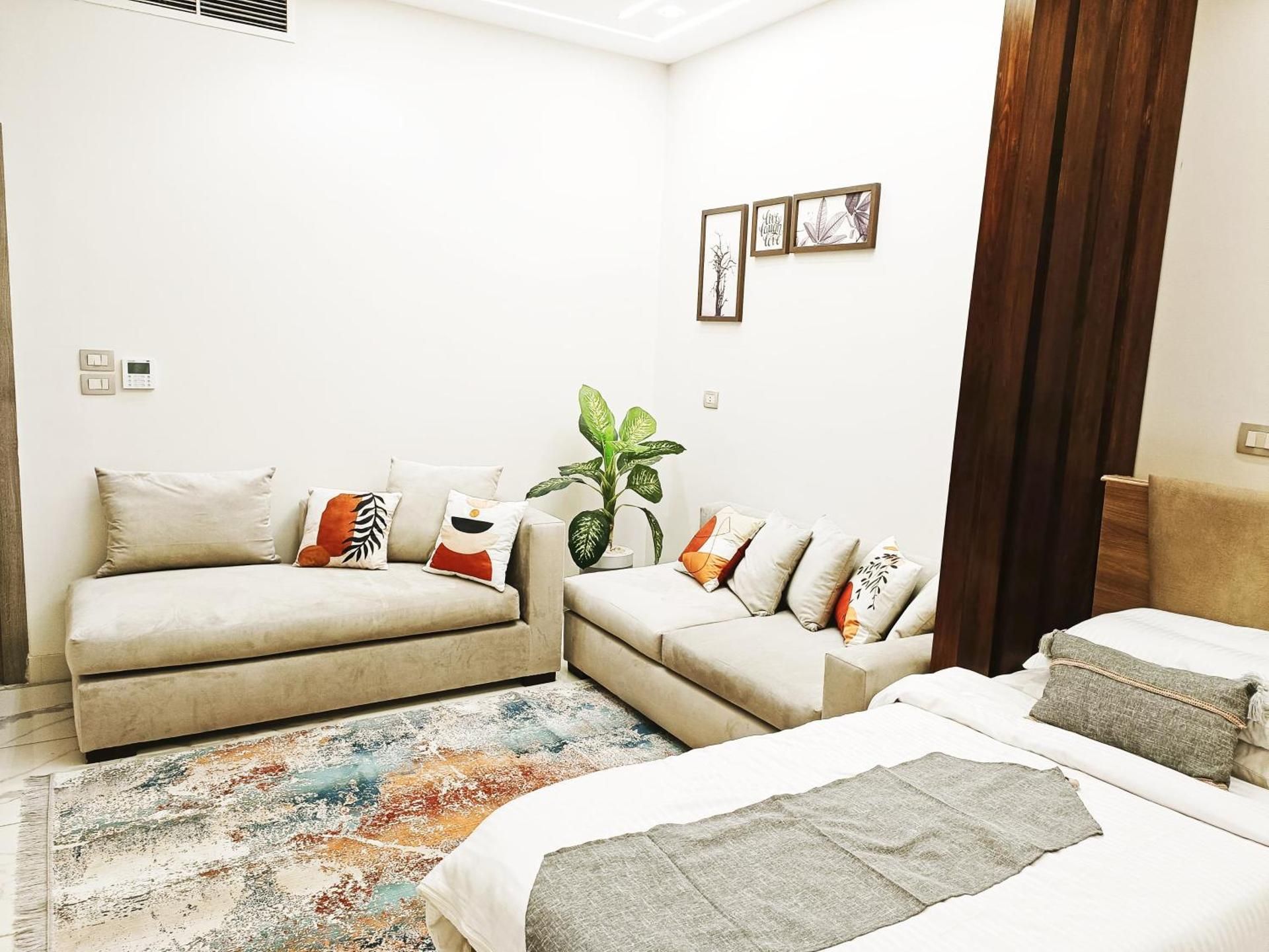Deluxe Apartment