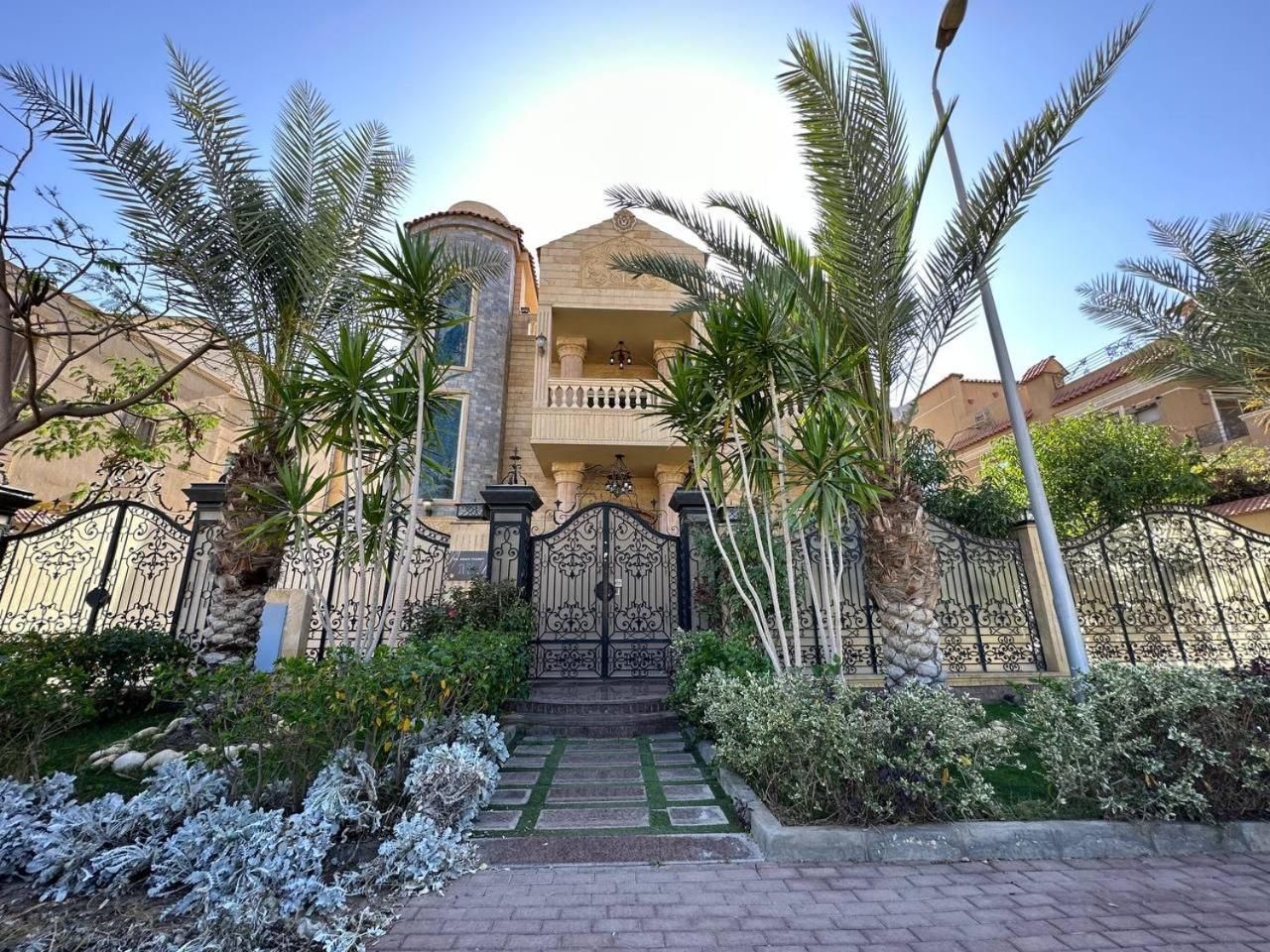 Boulevard Palace