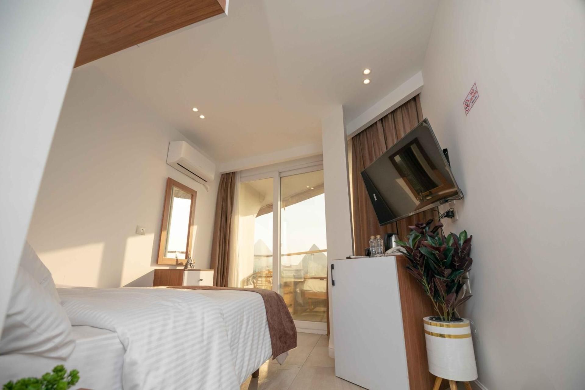 Deluxe Single Room with Balcony