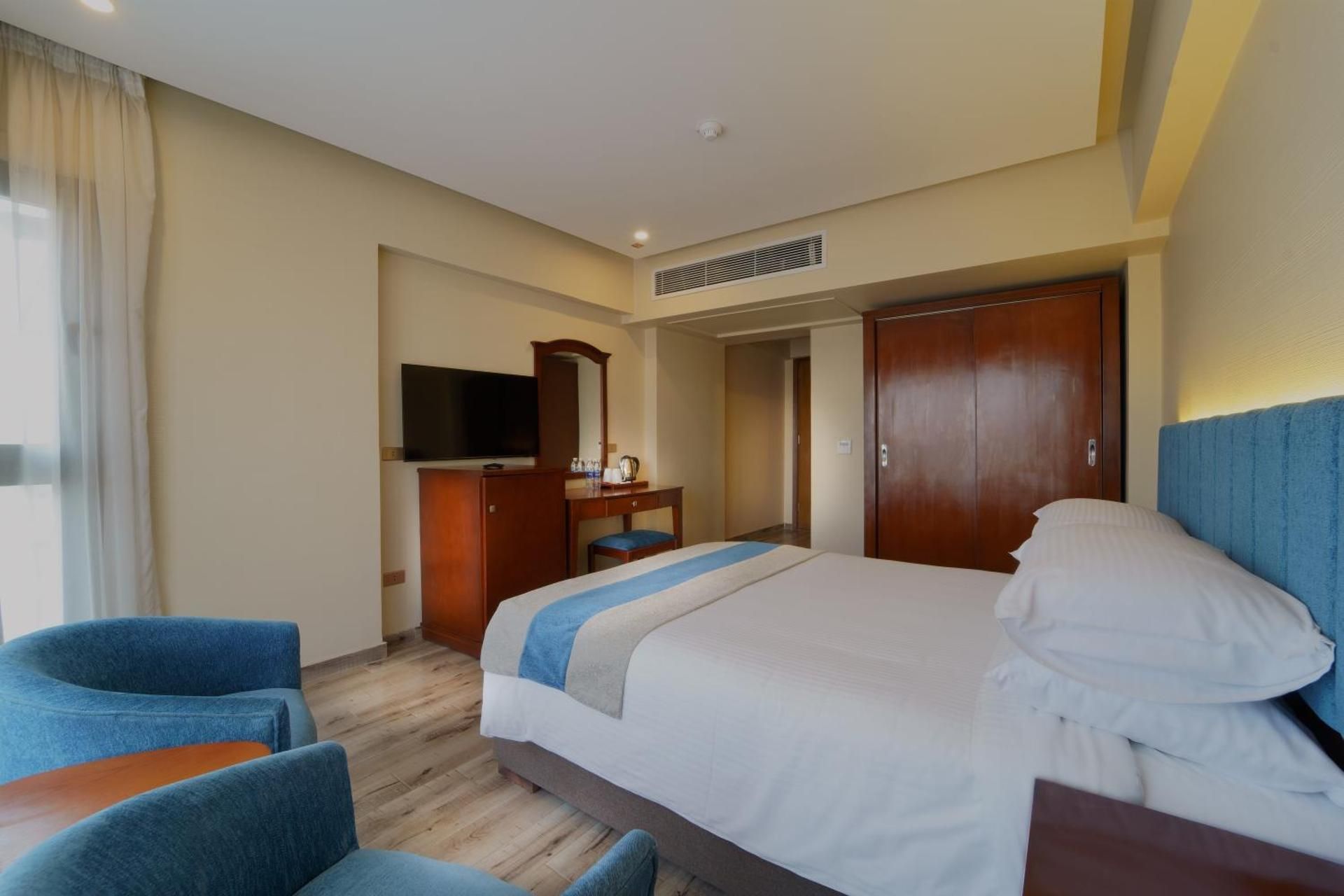 Deluxe Room City View