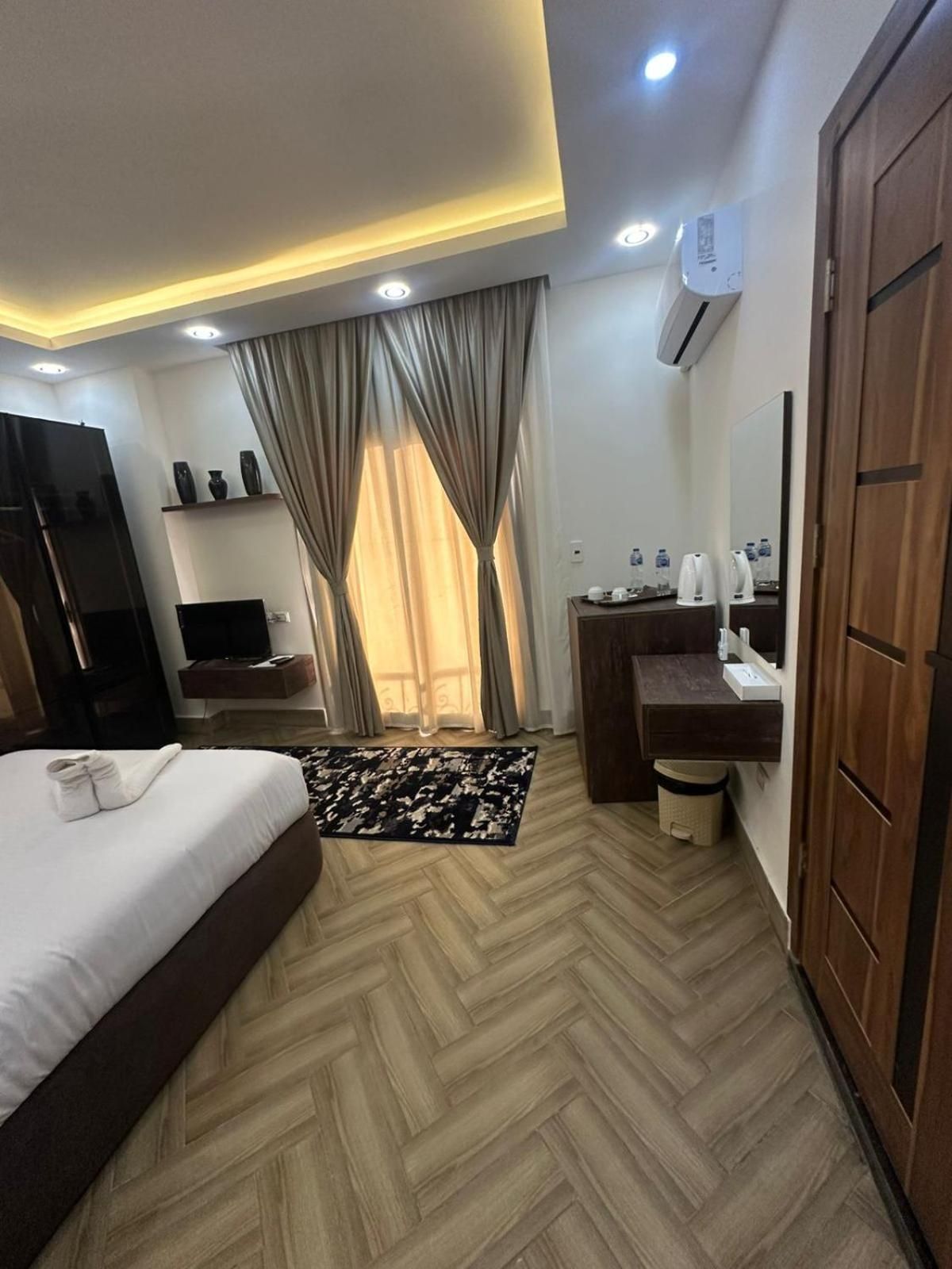 Double Room with Mountain View