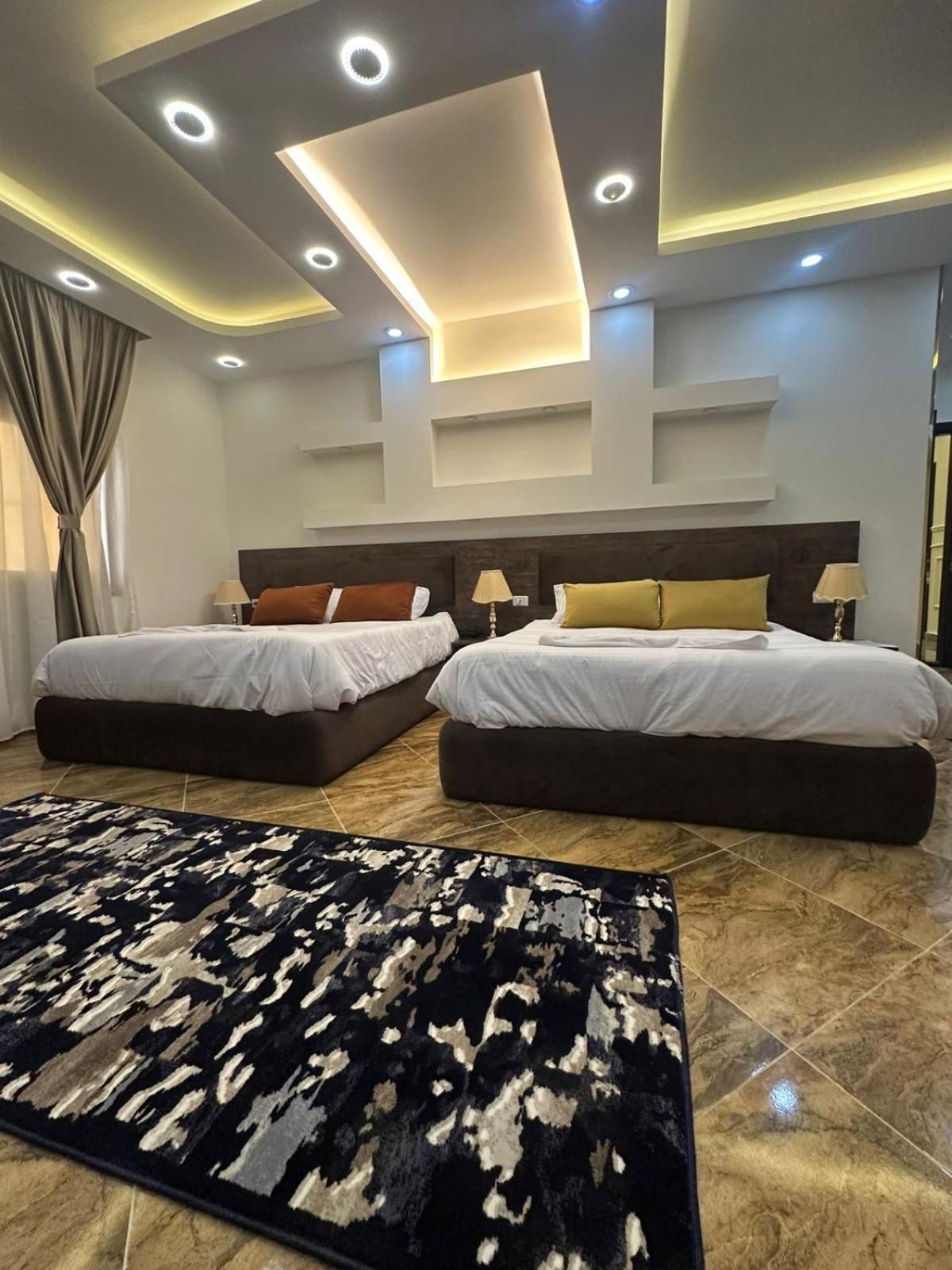 Quadruple Room with Mountain View