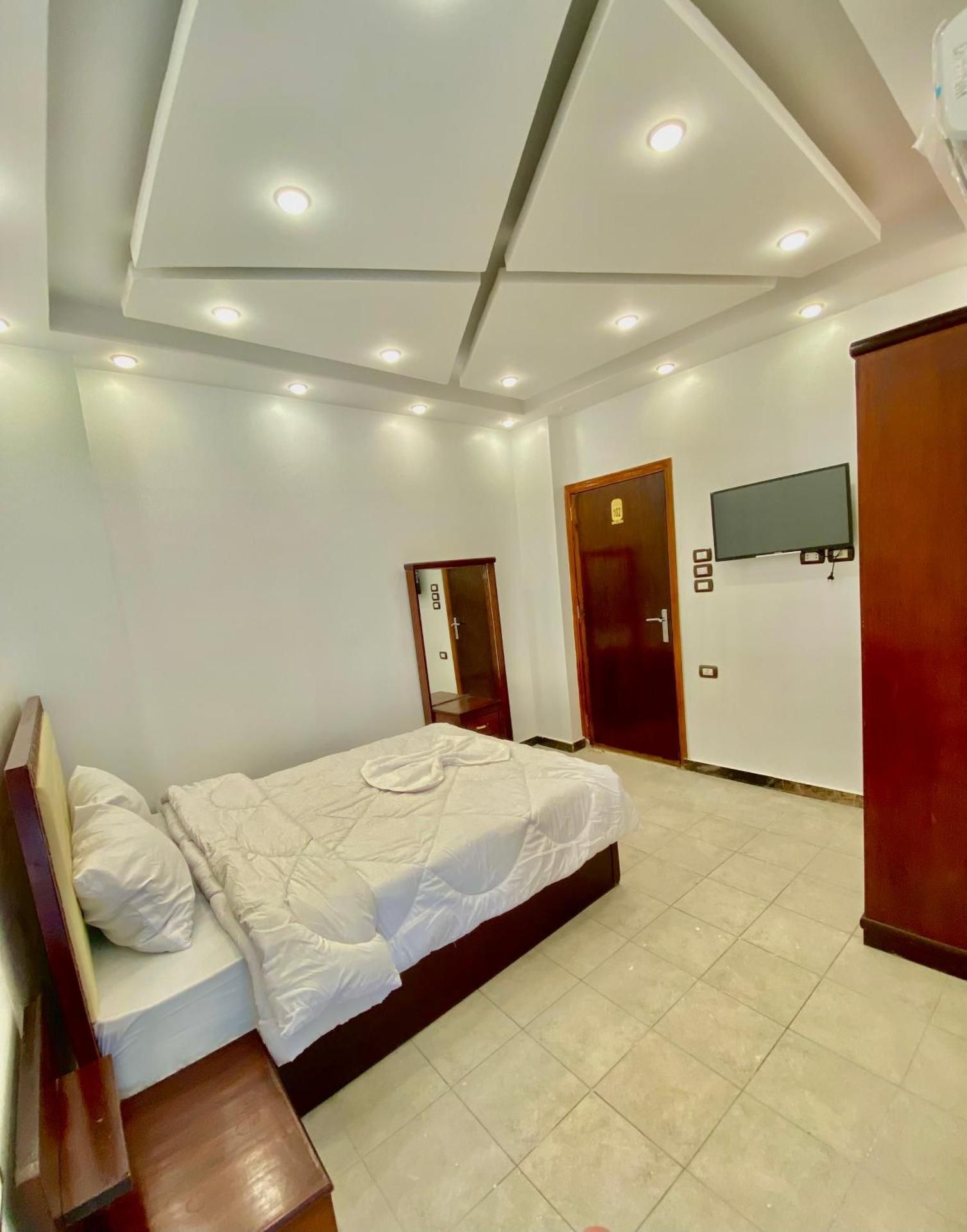 Single Room with Terrace