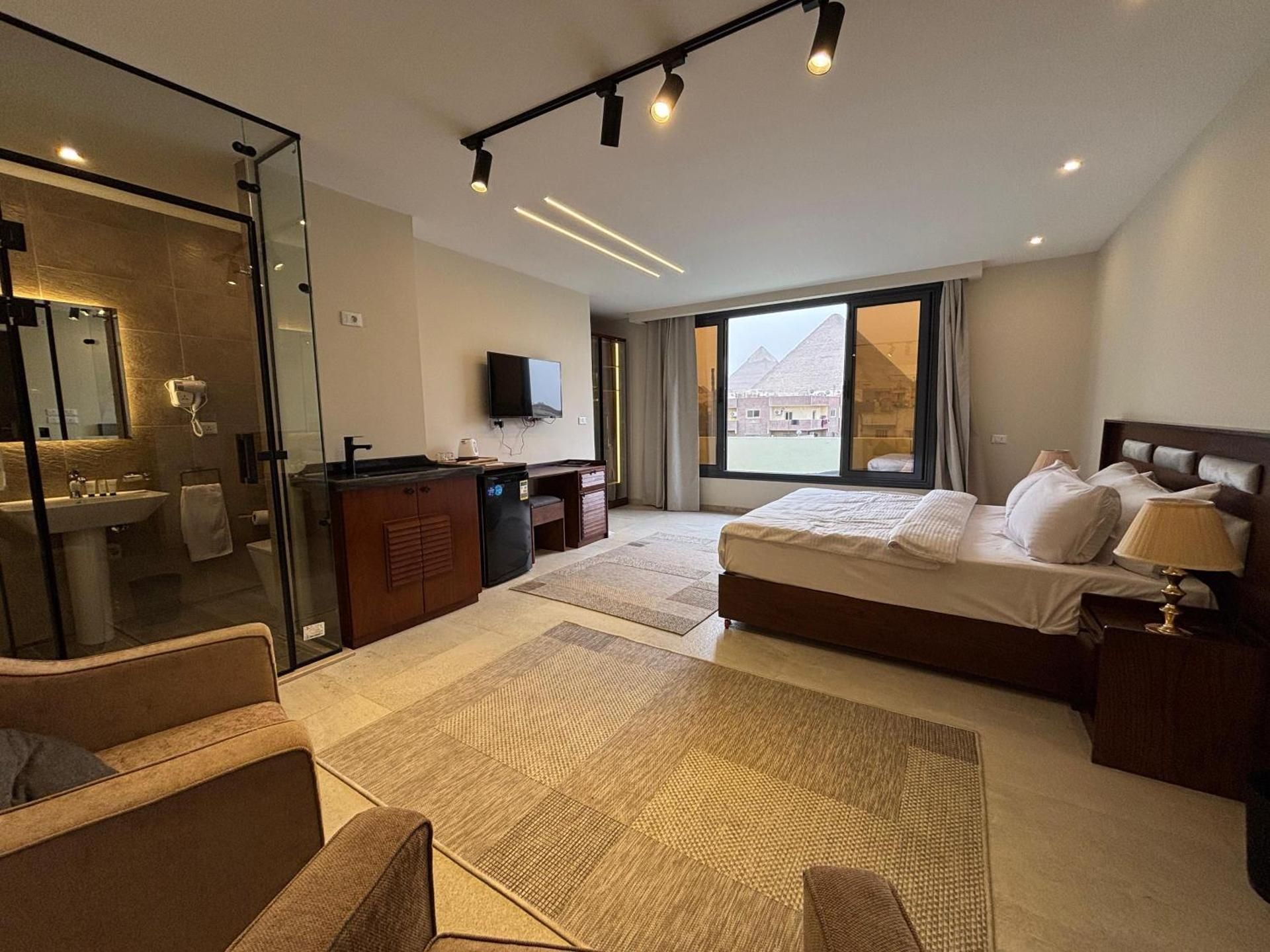 Suite with Mountain View