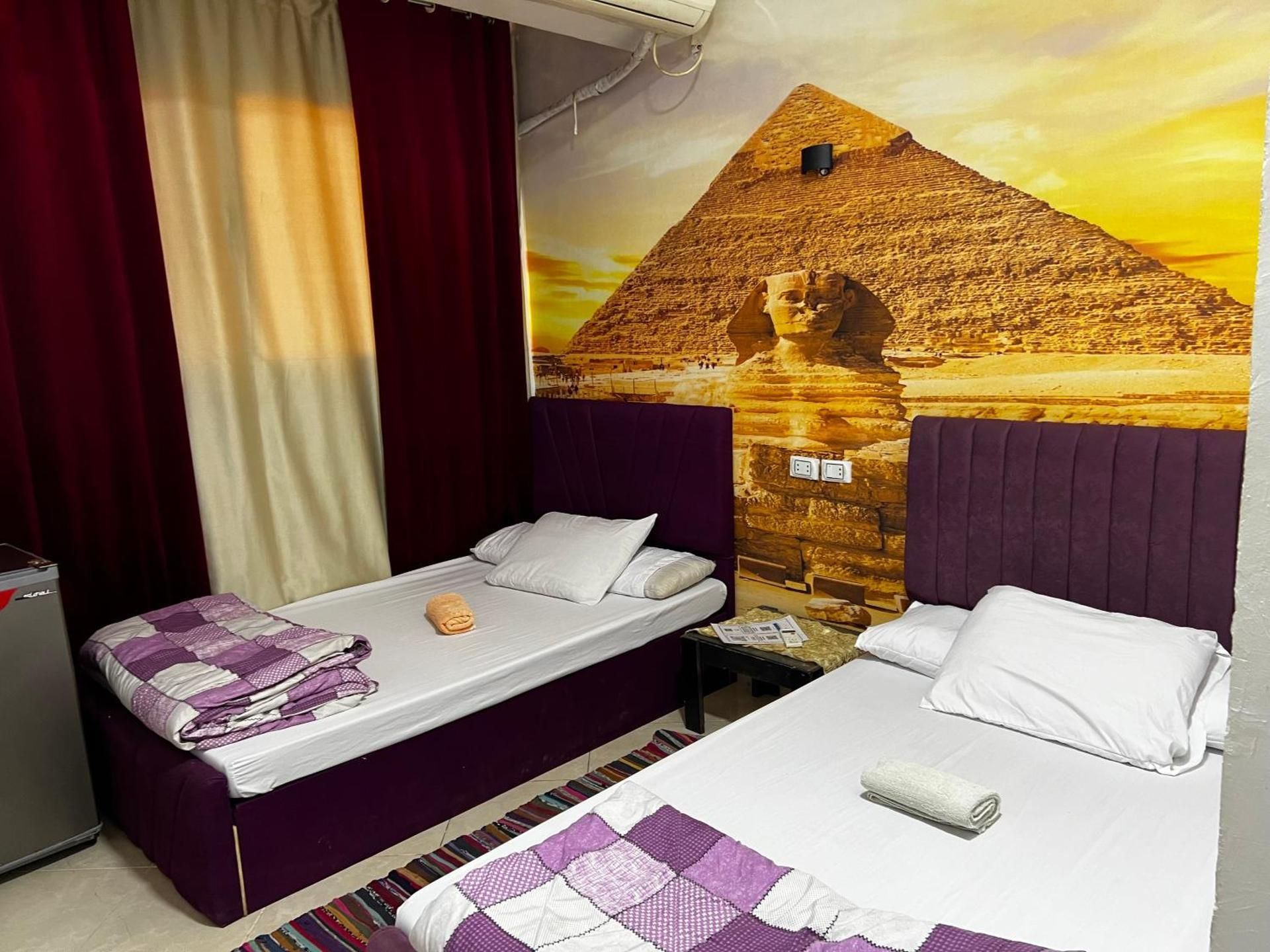 Deluxe Room (2 Adults + 1 Child)