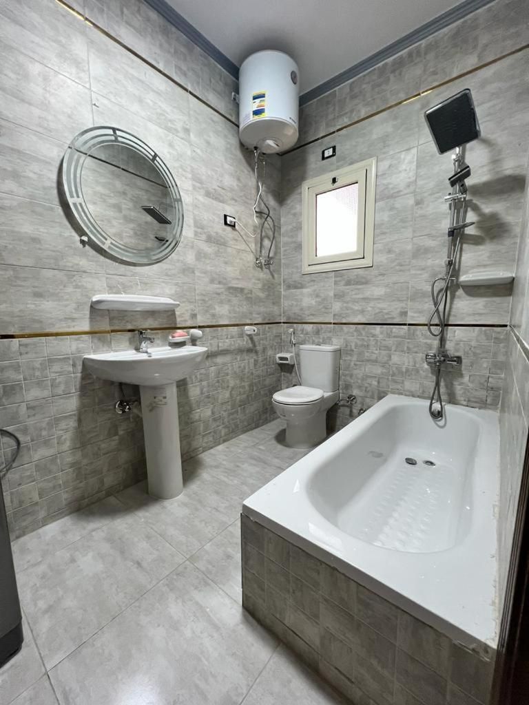 Deluxe Apartment