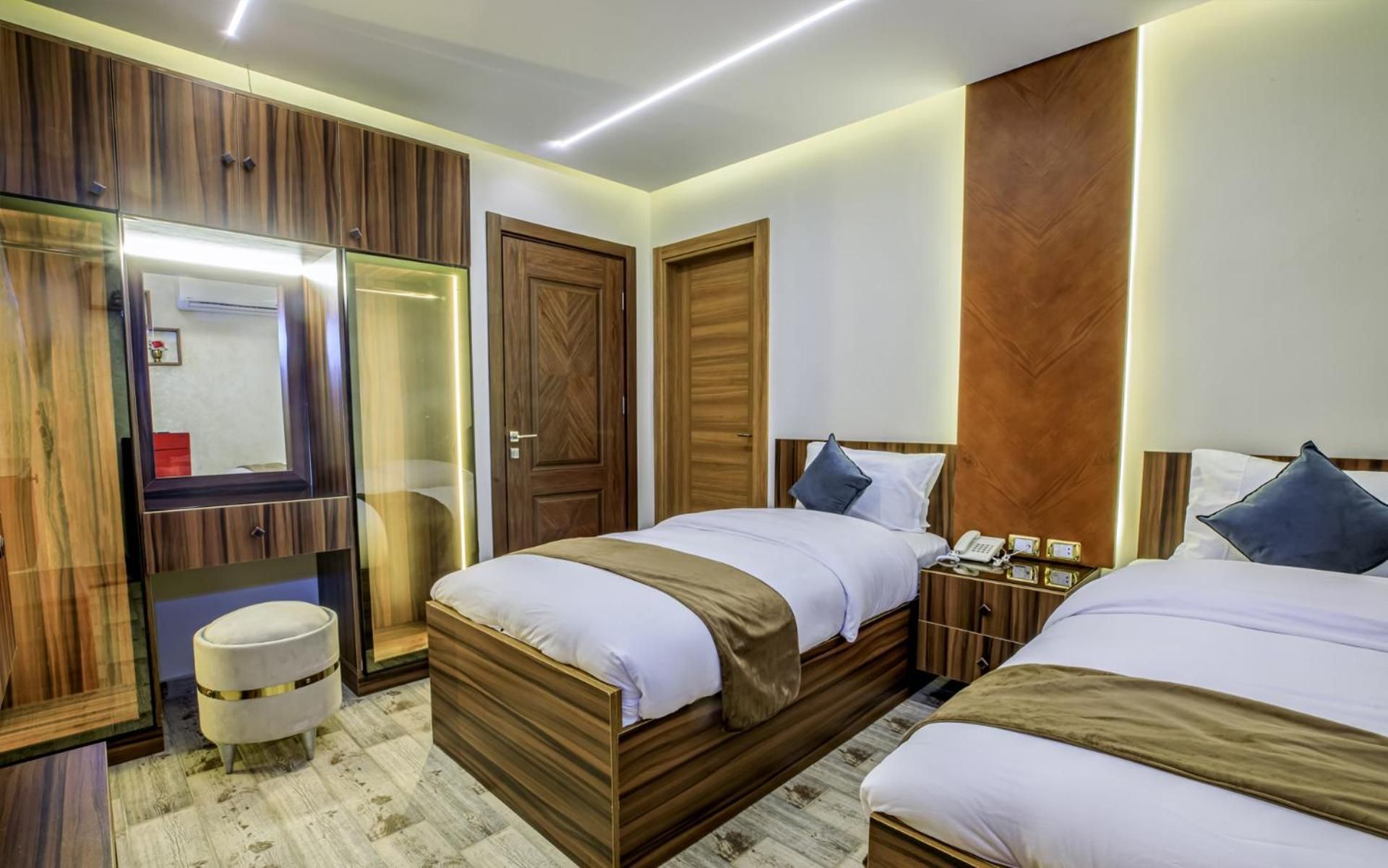 Twin Room with Balcony