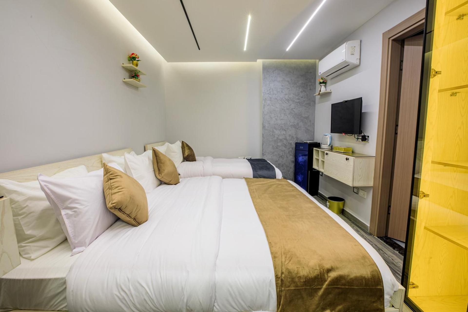 Deluxe Triple Room