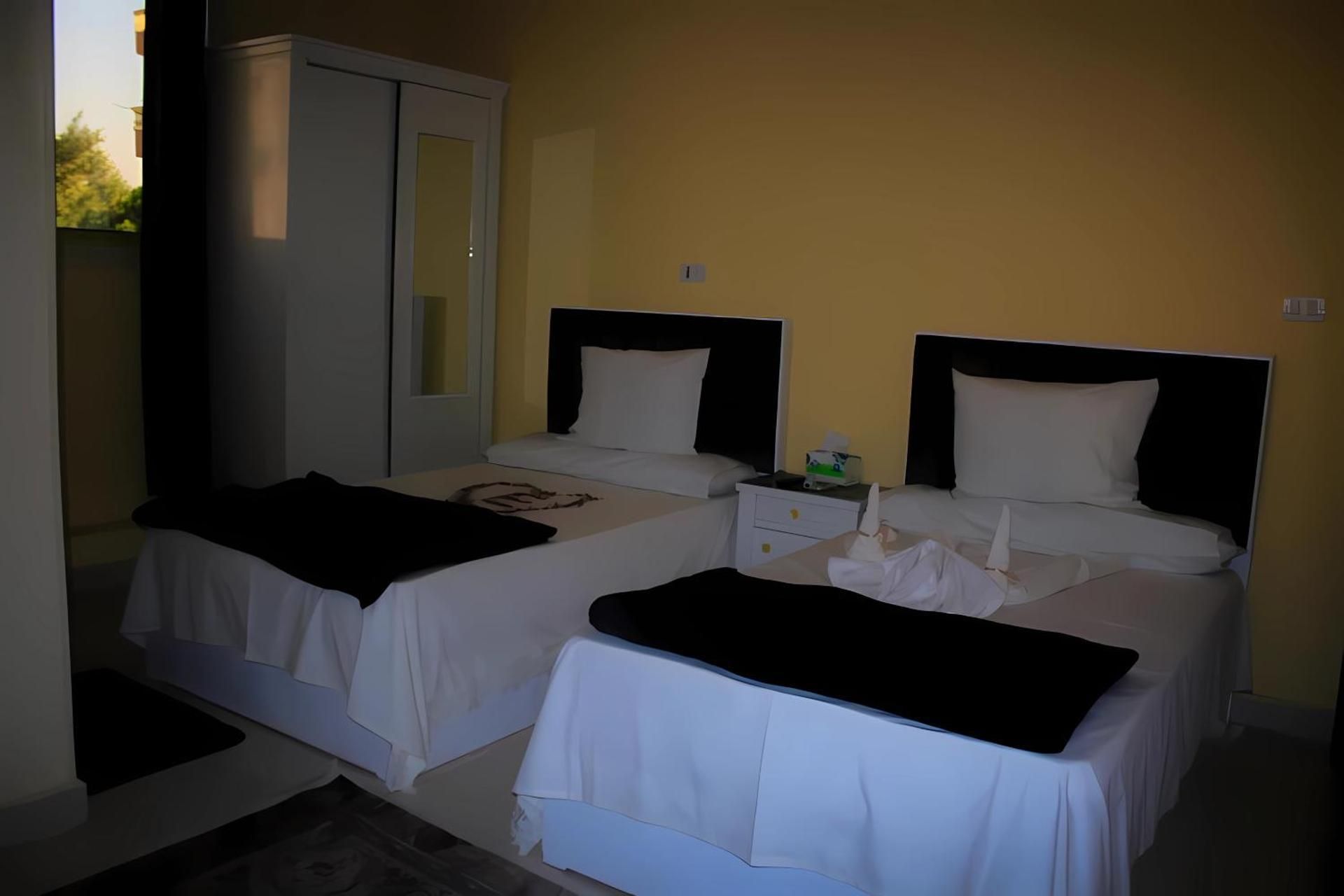 King Room with Mountain View