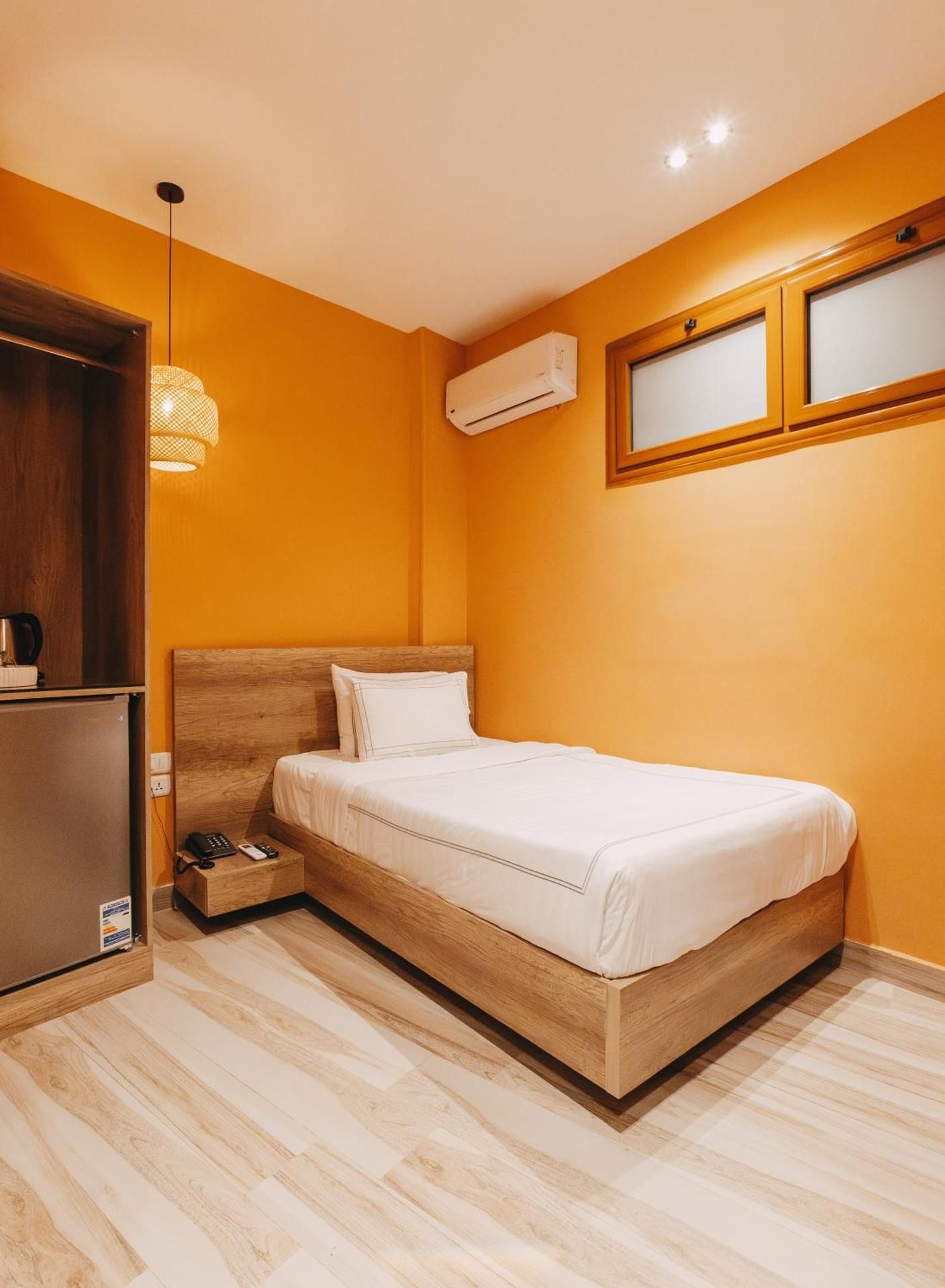 Deluxe Single Room