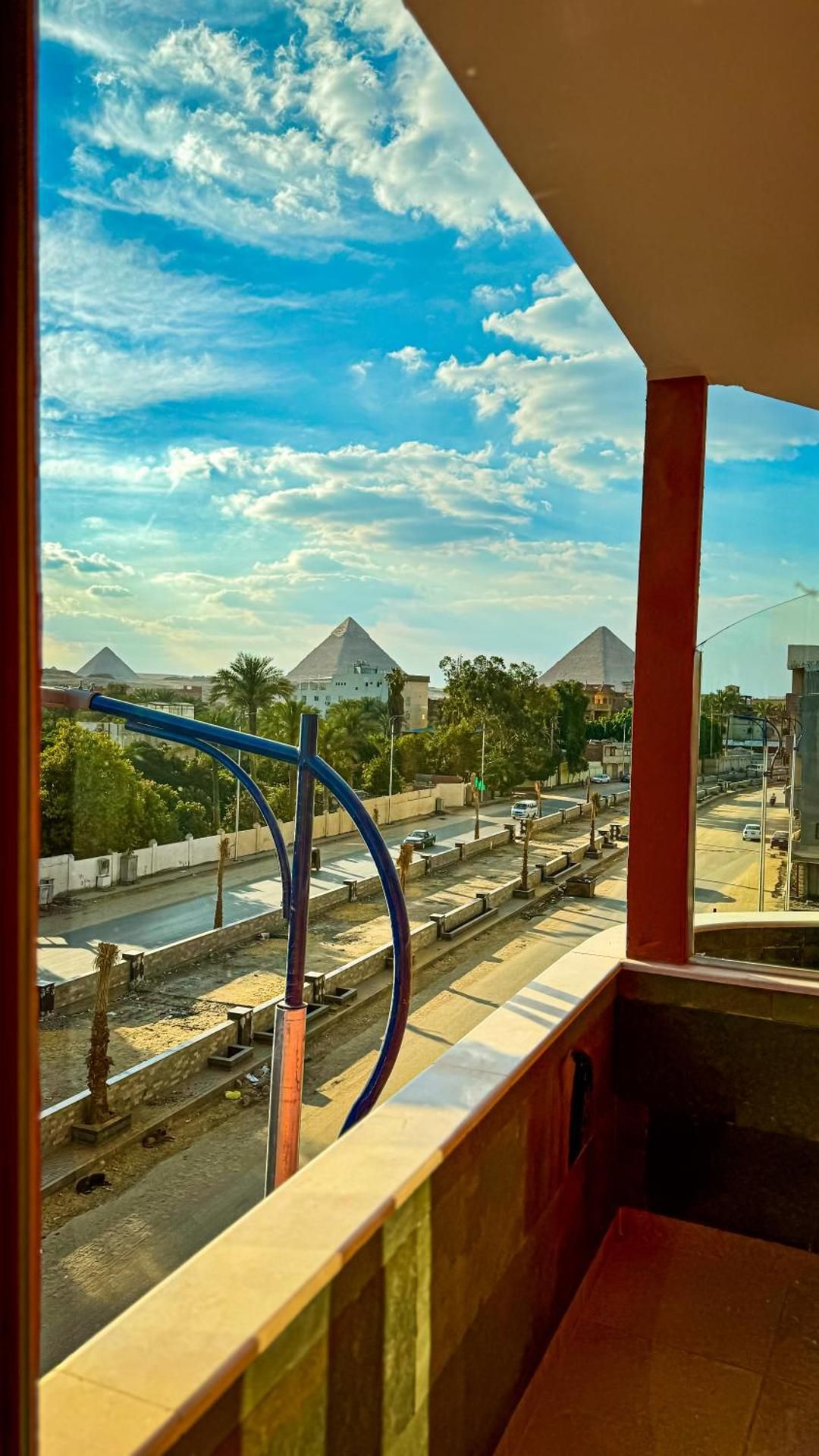 Suite with Mountain View