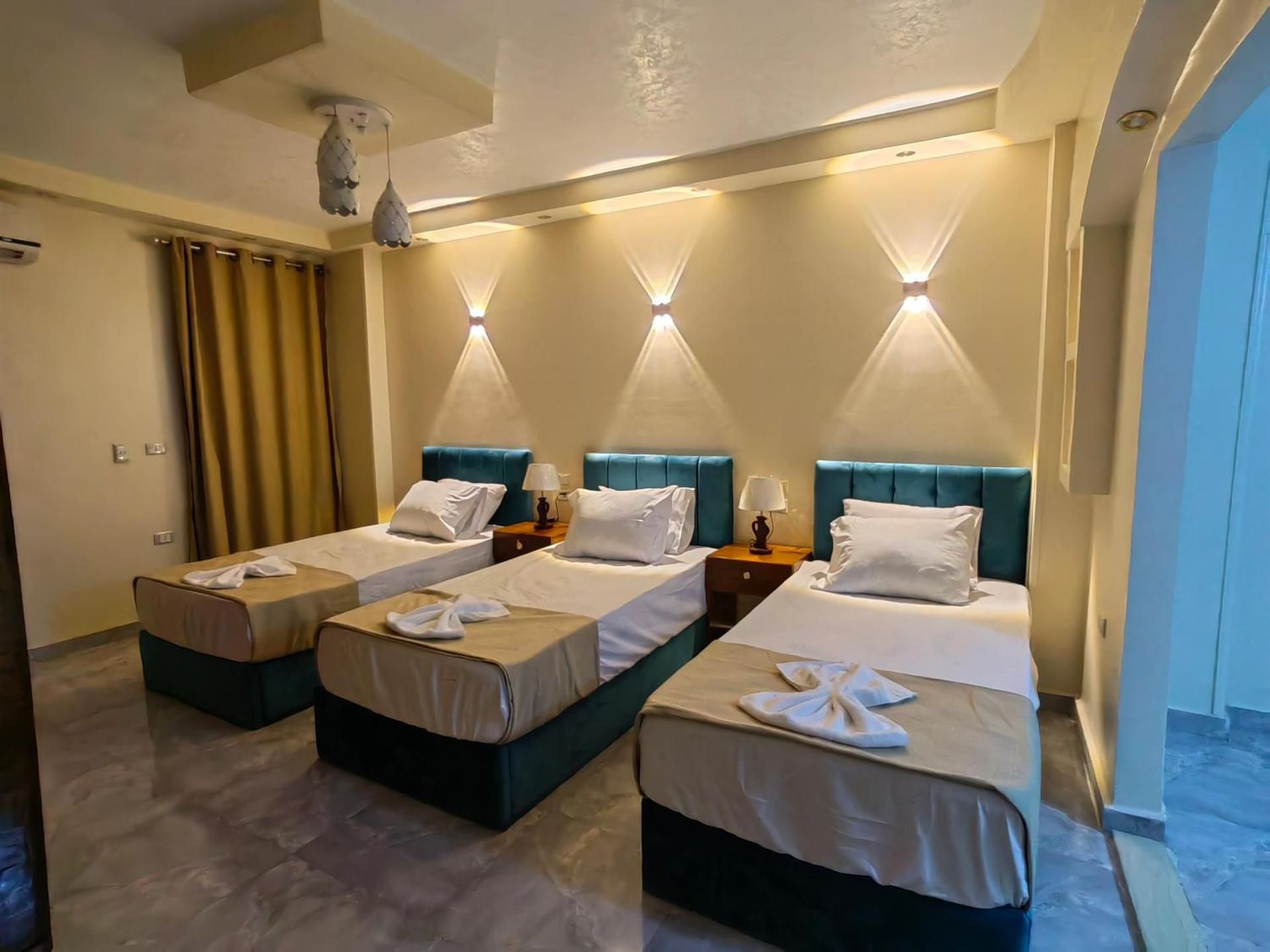 Comfort Triple Room