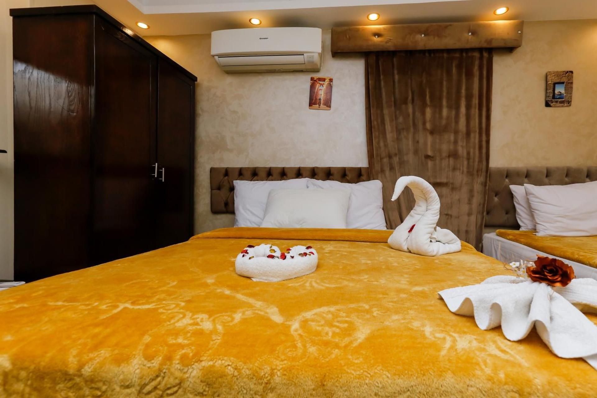Comfort Triple Room