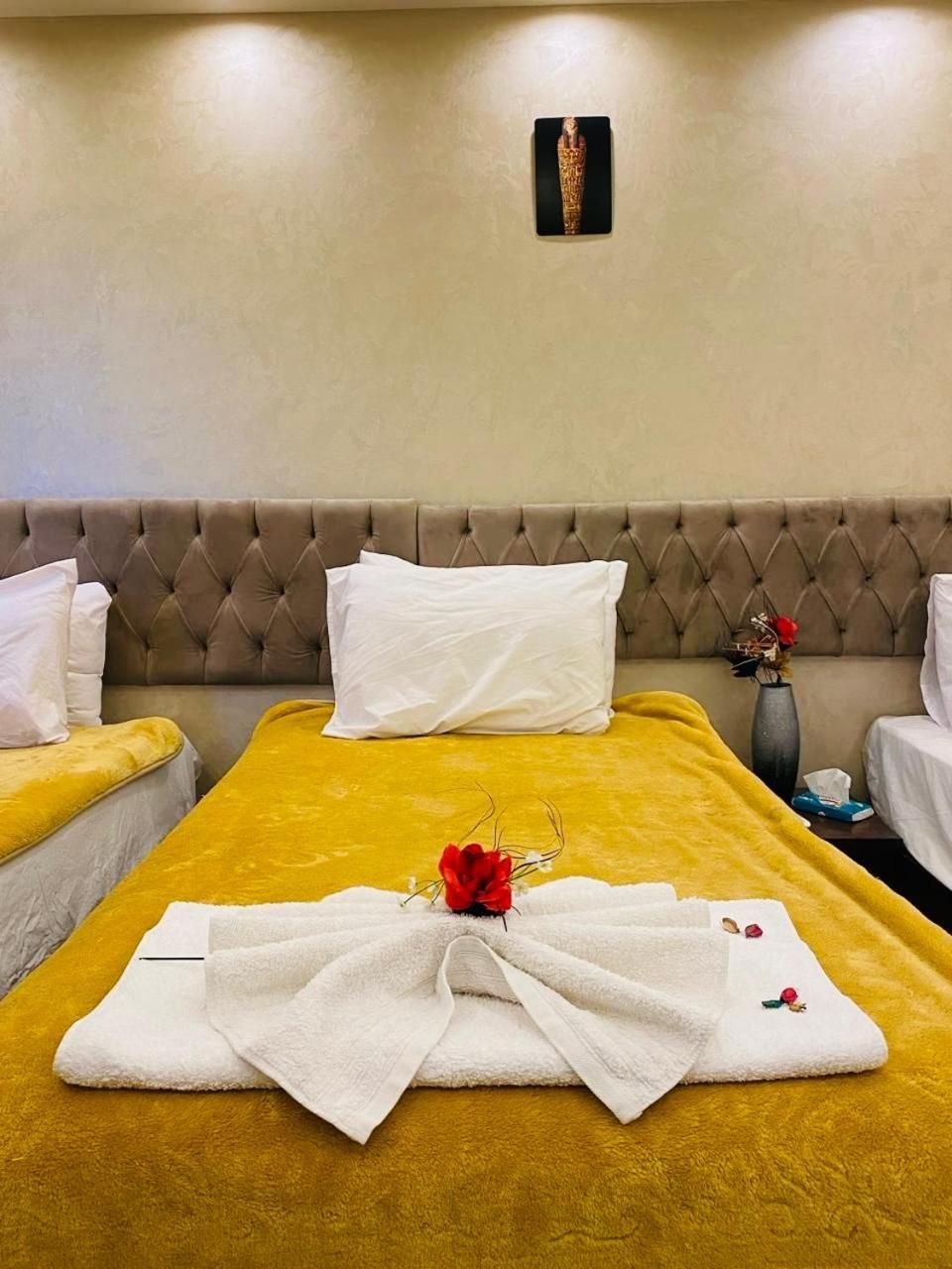 Deluxe Triple Room with Partial Pyramids View