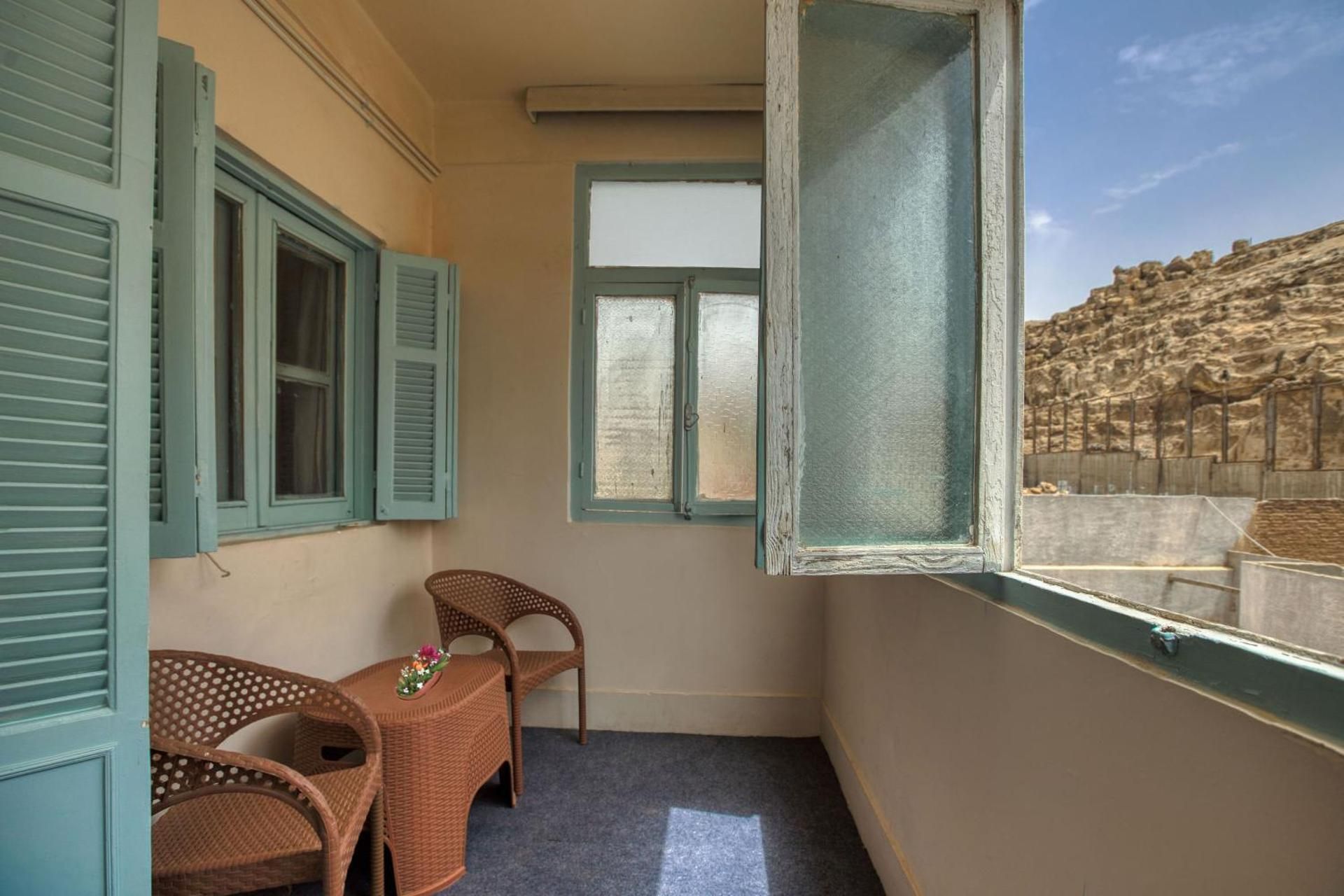 Suite with Terrace - Pyramids View