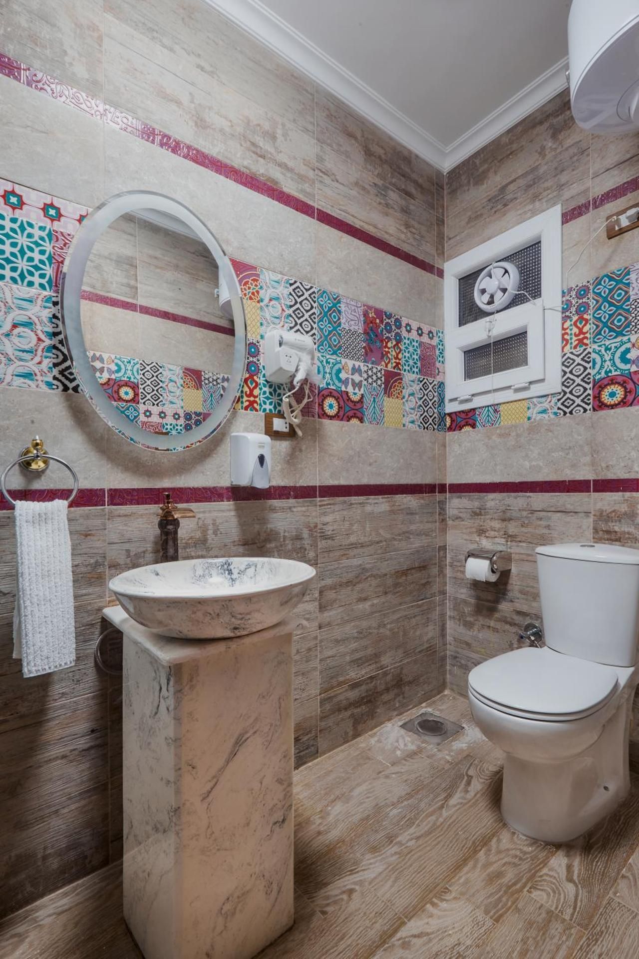 Twin Room with Bathroom