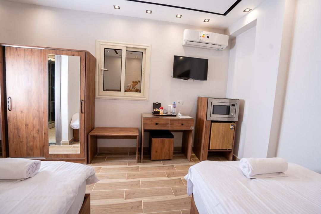 Deluxe Double or Twin Room