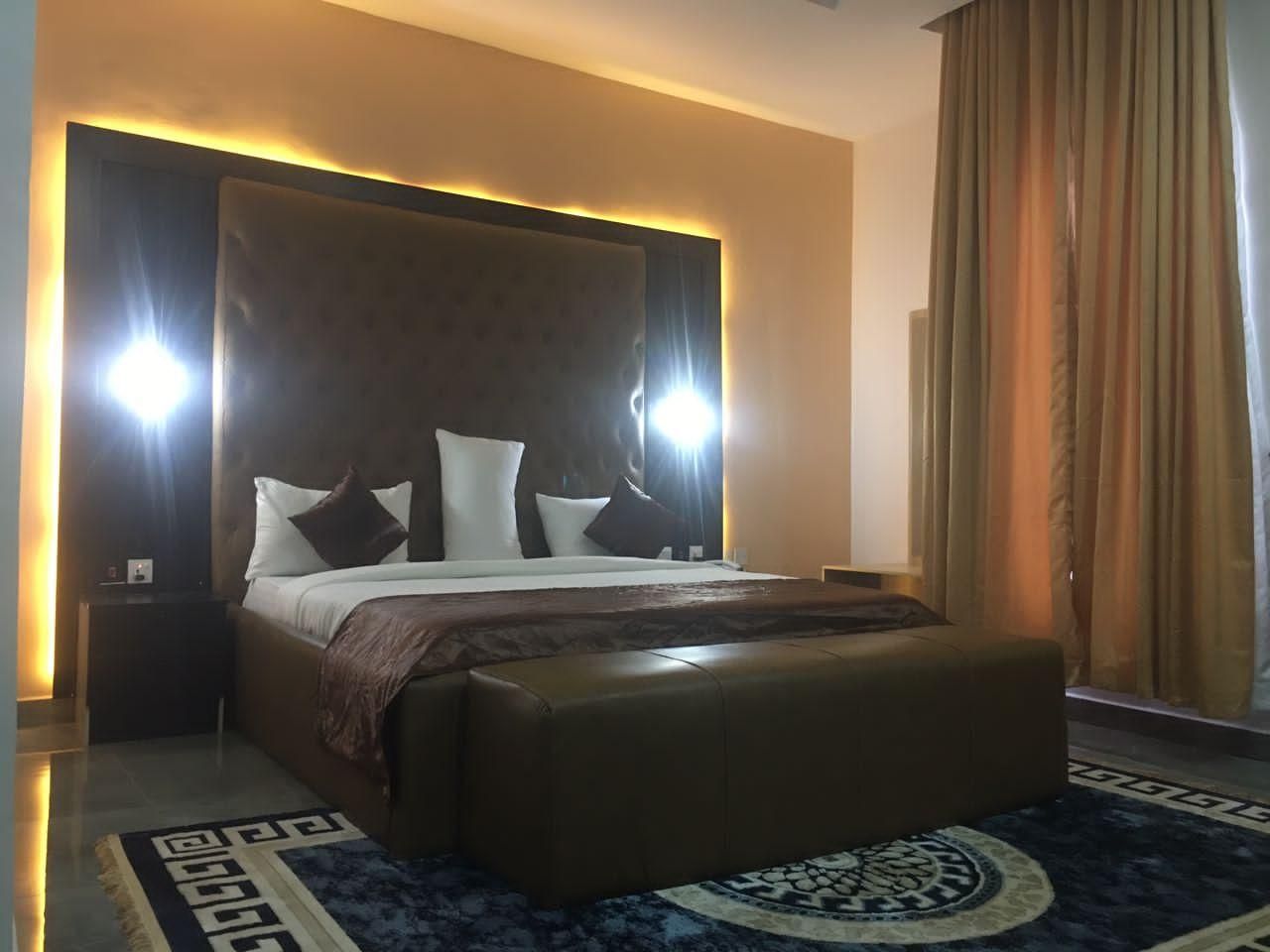 Super Executive Room 