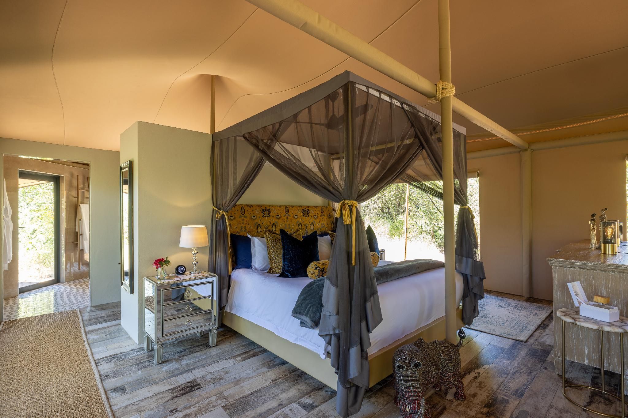 Milestone Royal Suite