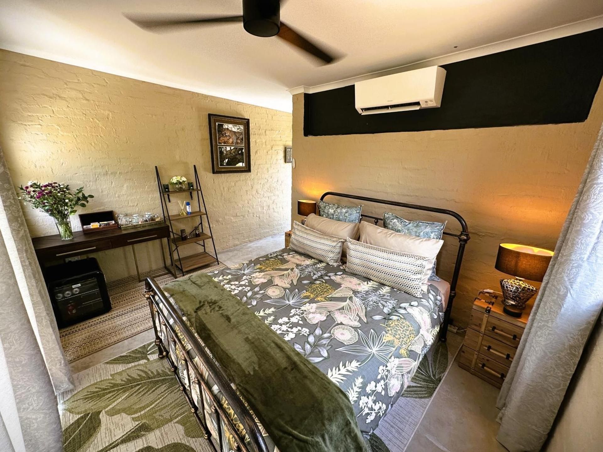 King Room with Mountain View