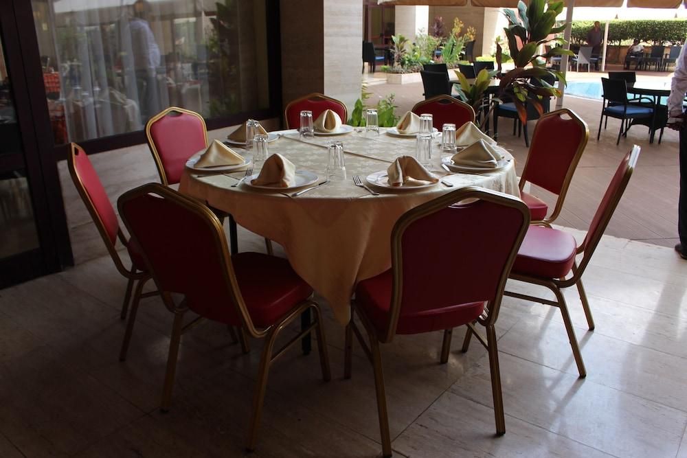 b73fb44dc0bf68eb6bc5afe8f0ffa703