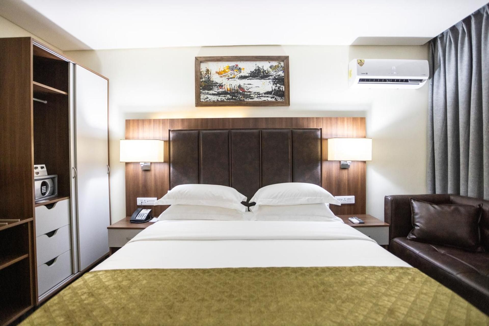 JOGOR HOTEL IBADAN Standard Room 2