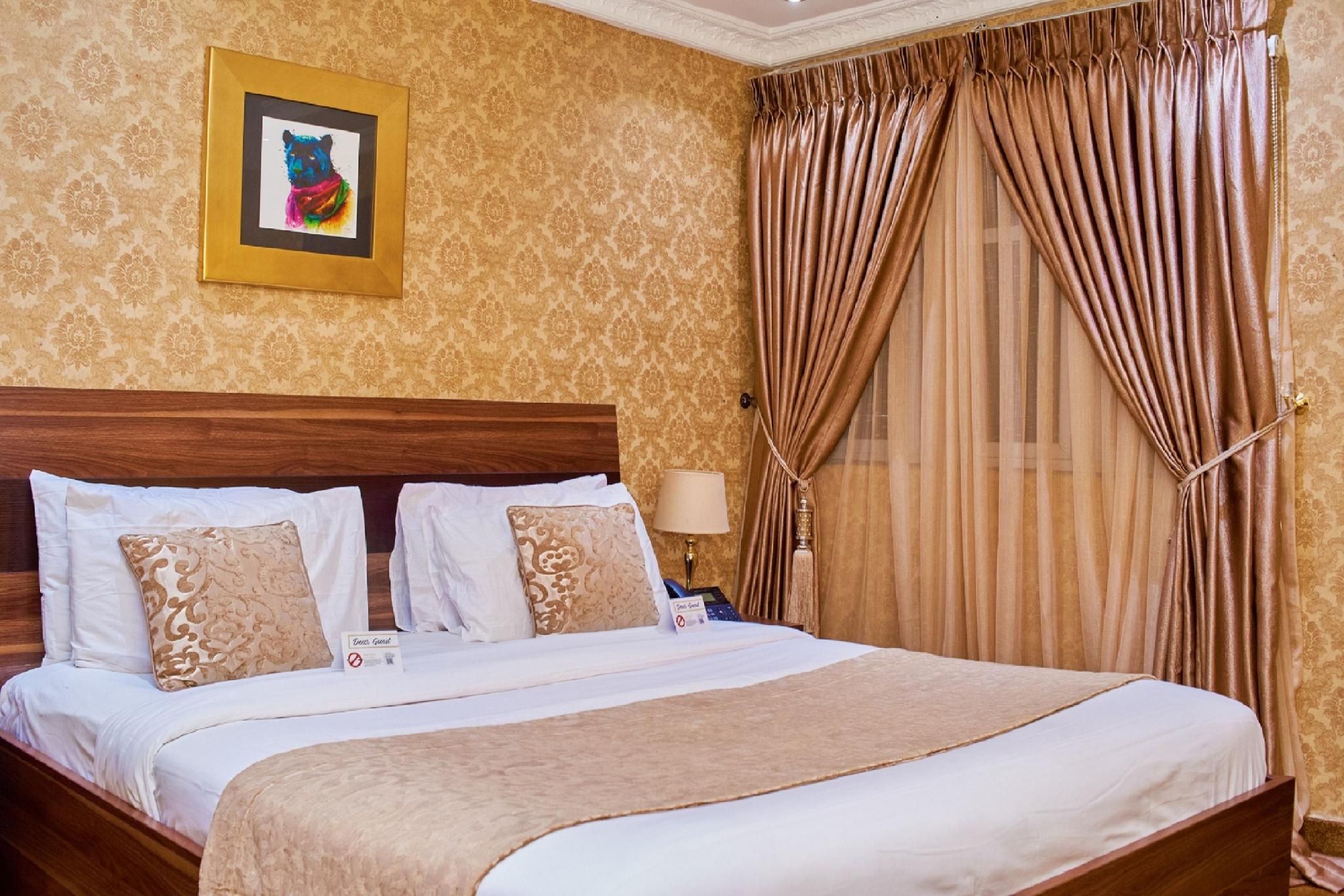 No. 1 Hotel Ibadan Luxury Rooms