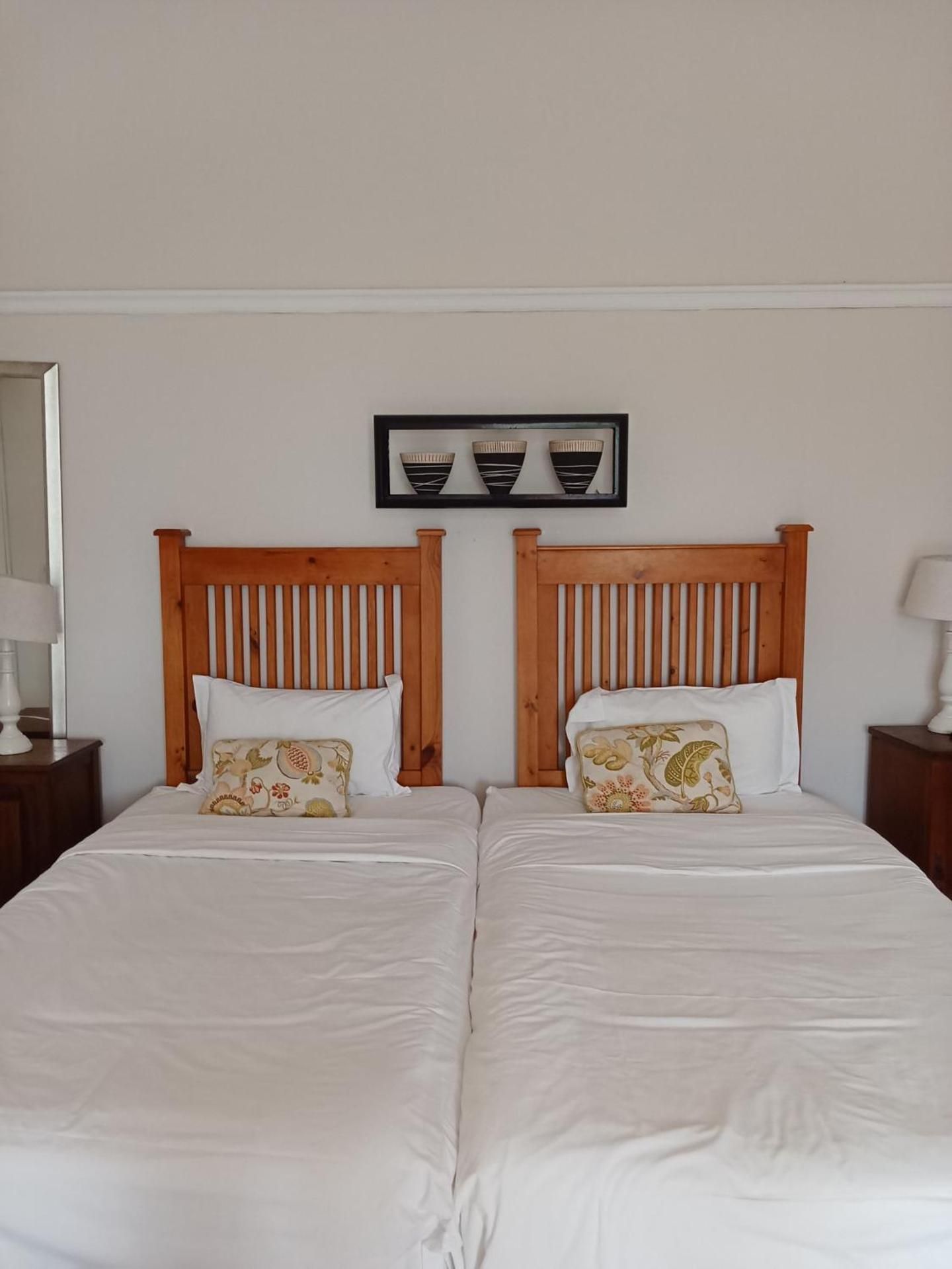 Double or Twin Room with Side Sea View