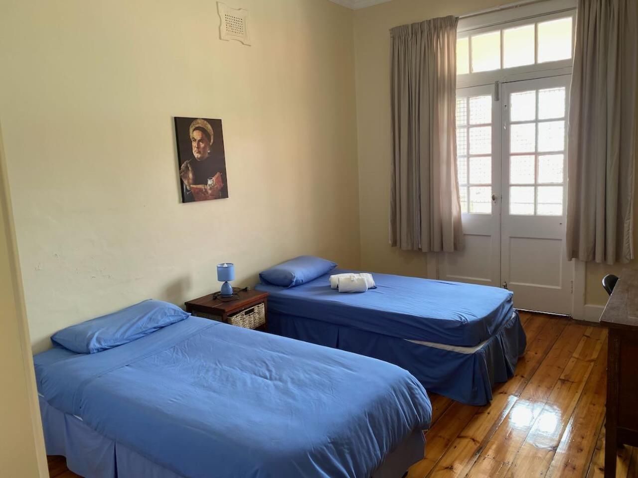Twin Room with Private Bathroom