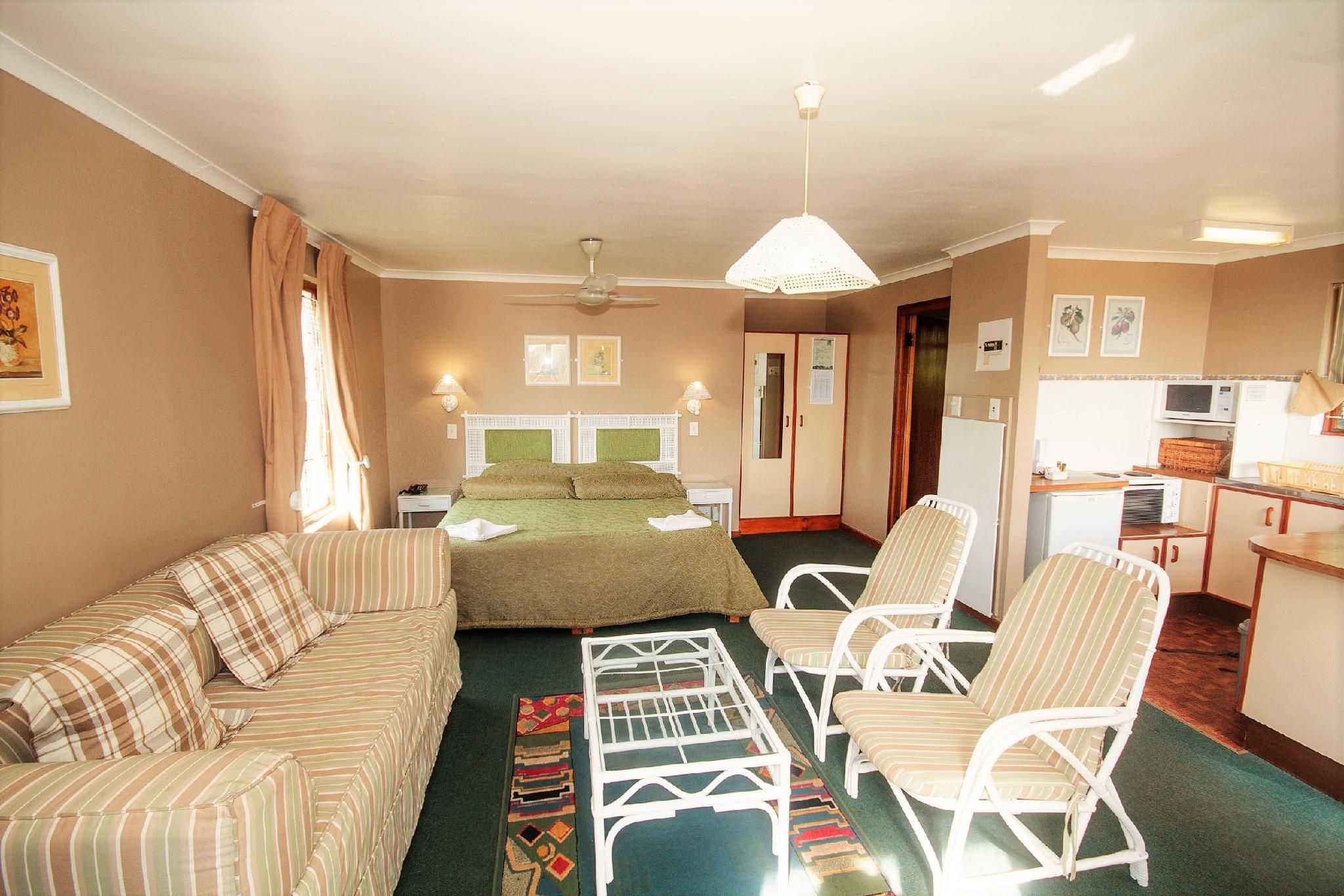 Room, 3 Beds