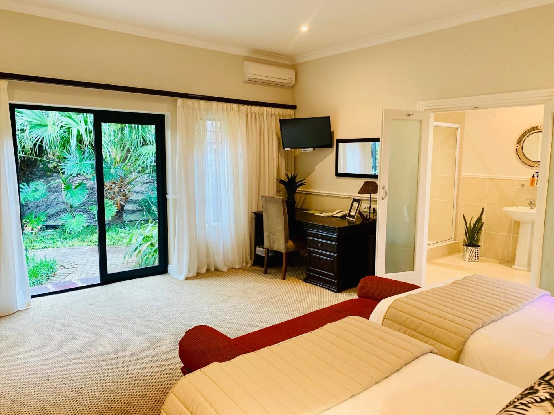 Superior Twin Room with Garden View