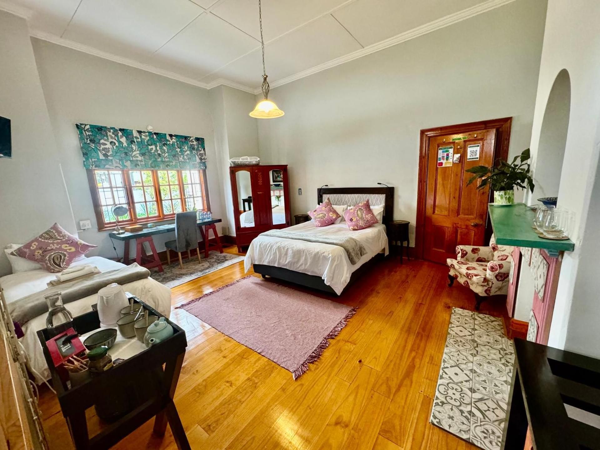 Standard Queen Room
