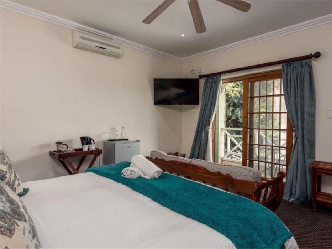 Honeymoon Suite