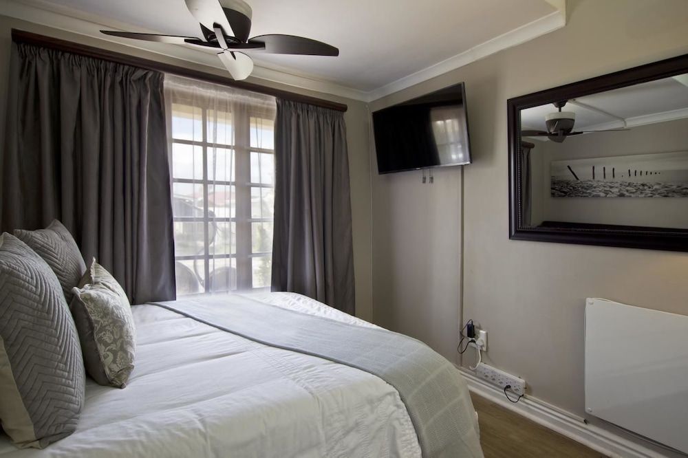 Self Catering Unit (Shower) Joy
