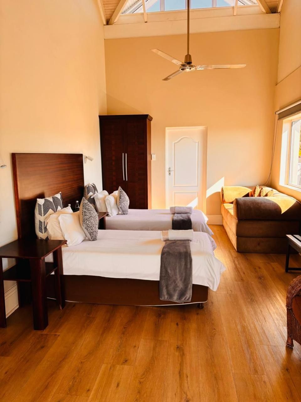 King Room with Sofa Bed