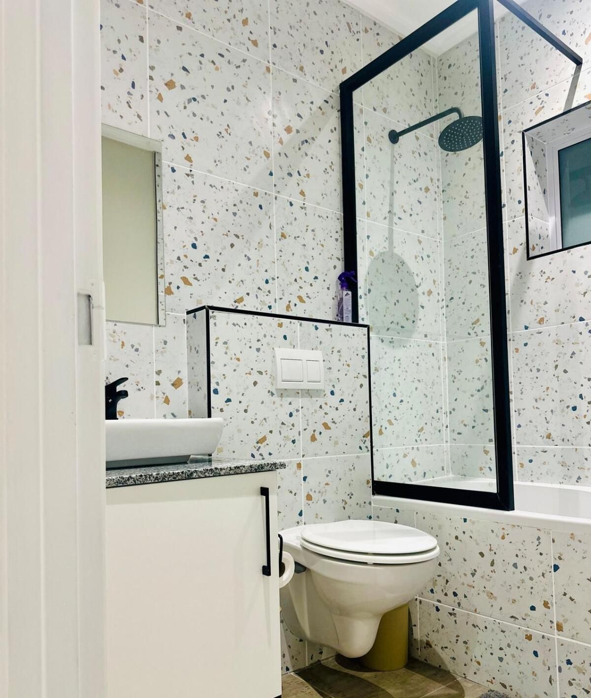 Two-Bedroom Deluxe Apartment