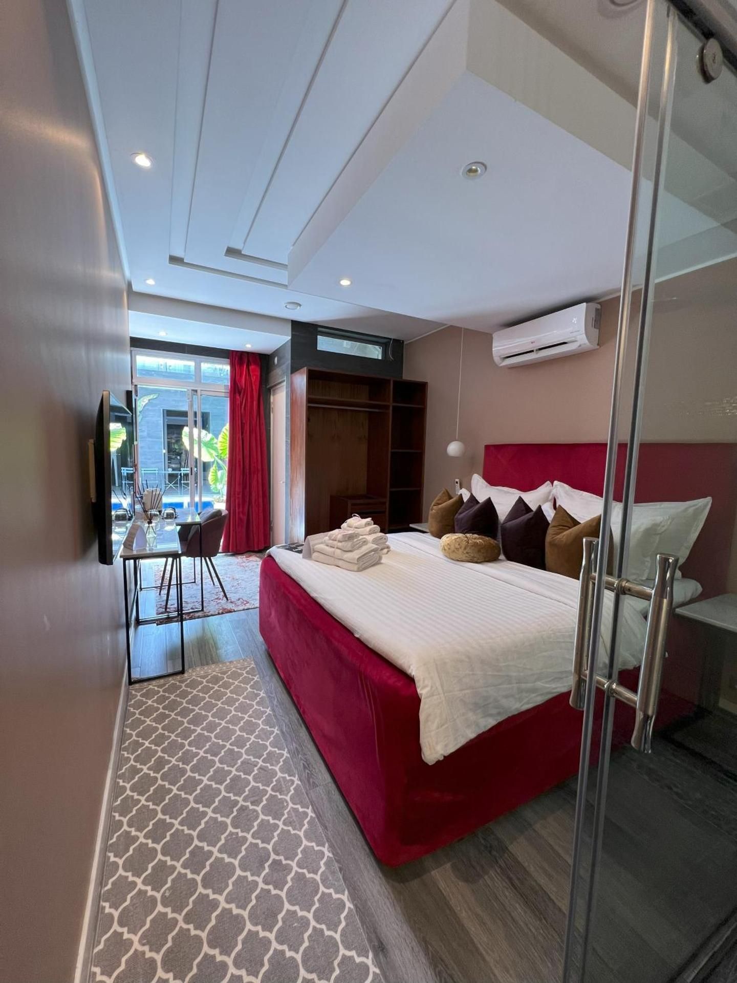 Double Room with Pool View